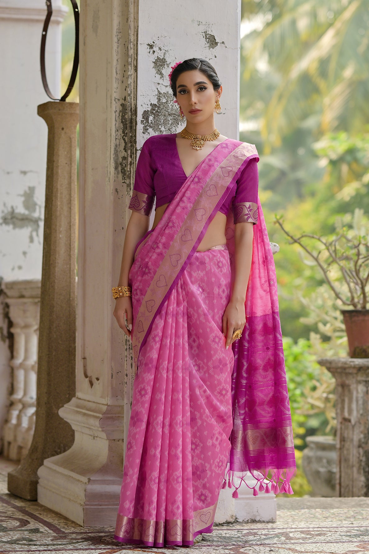 Pink Raw Silk Saree with Ikkat Design and Contrast Pallu
