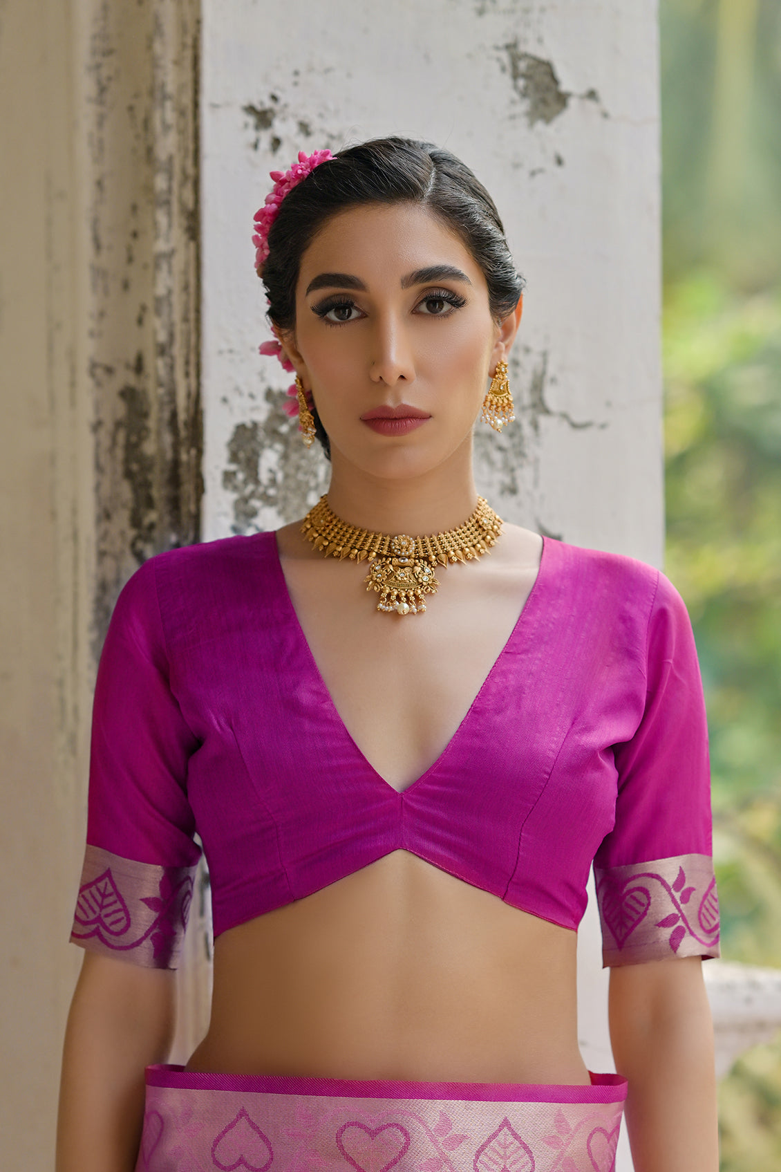 Pink Raw Silk Saree with Ikkat Design and Contrast Pallu