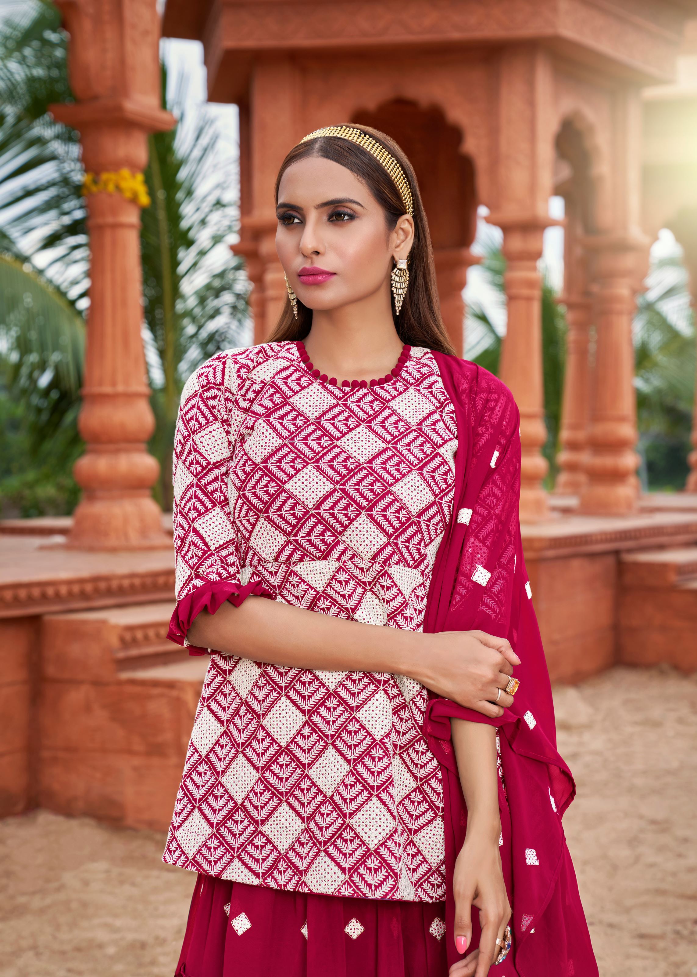Pink Sarara Suite With Heavy Fox Georgette And Cotton Embroidery Work
