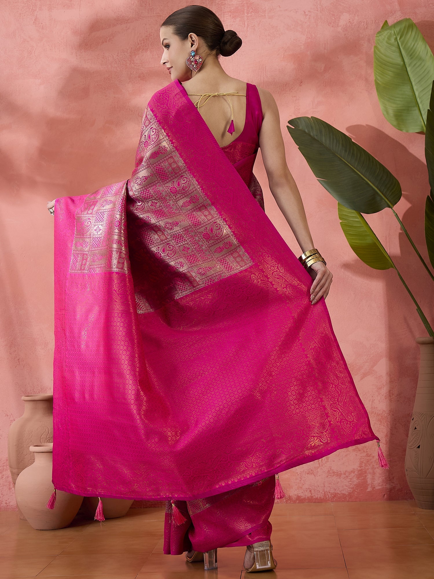 Pink Woven Jari Designer Silk Blended Saree For Festive Looks