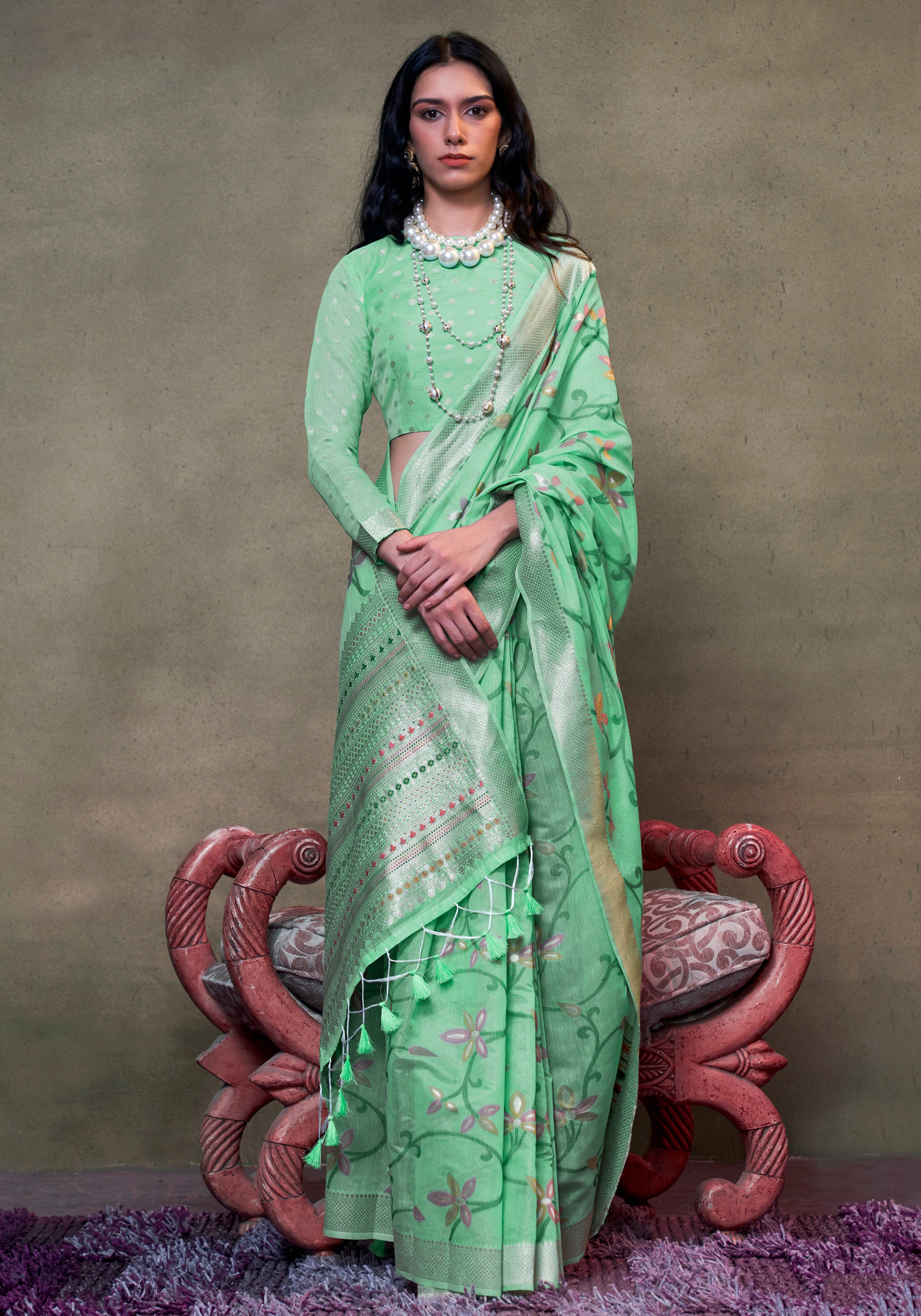 Pista Green Span Cotton Saree With Jacquard Woven Work