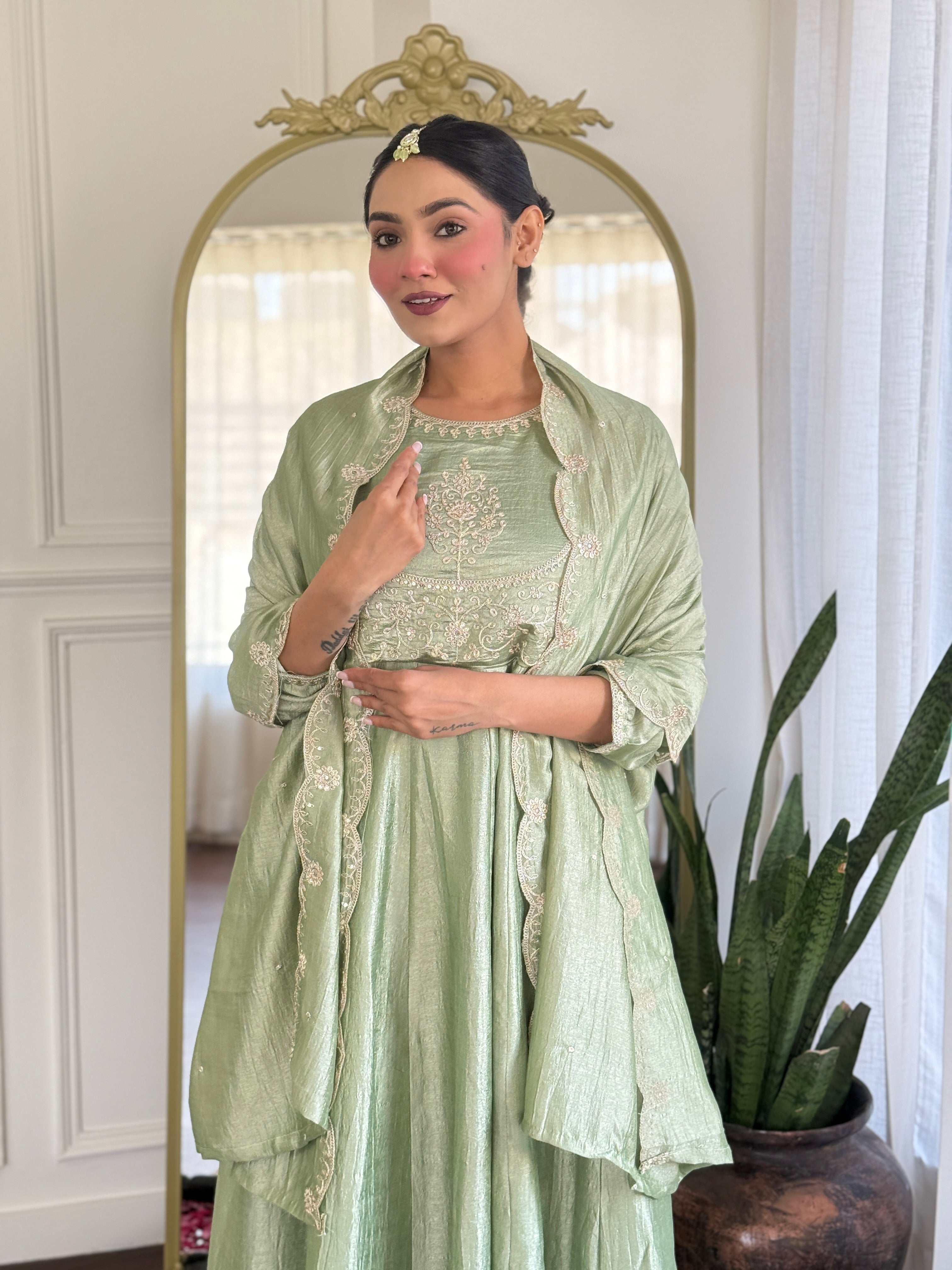 Pista Kurta Pant Set With Heavy Thread Embroidery Sequins Work