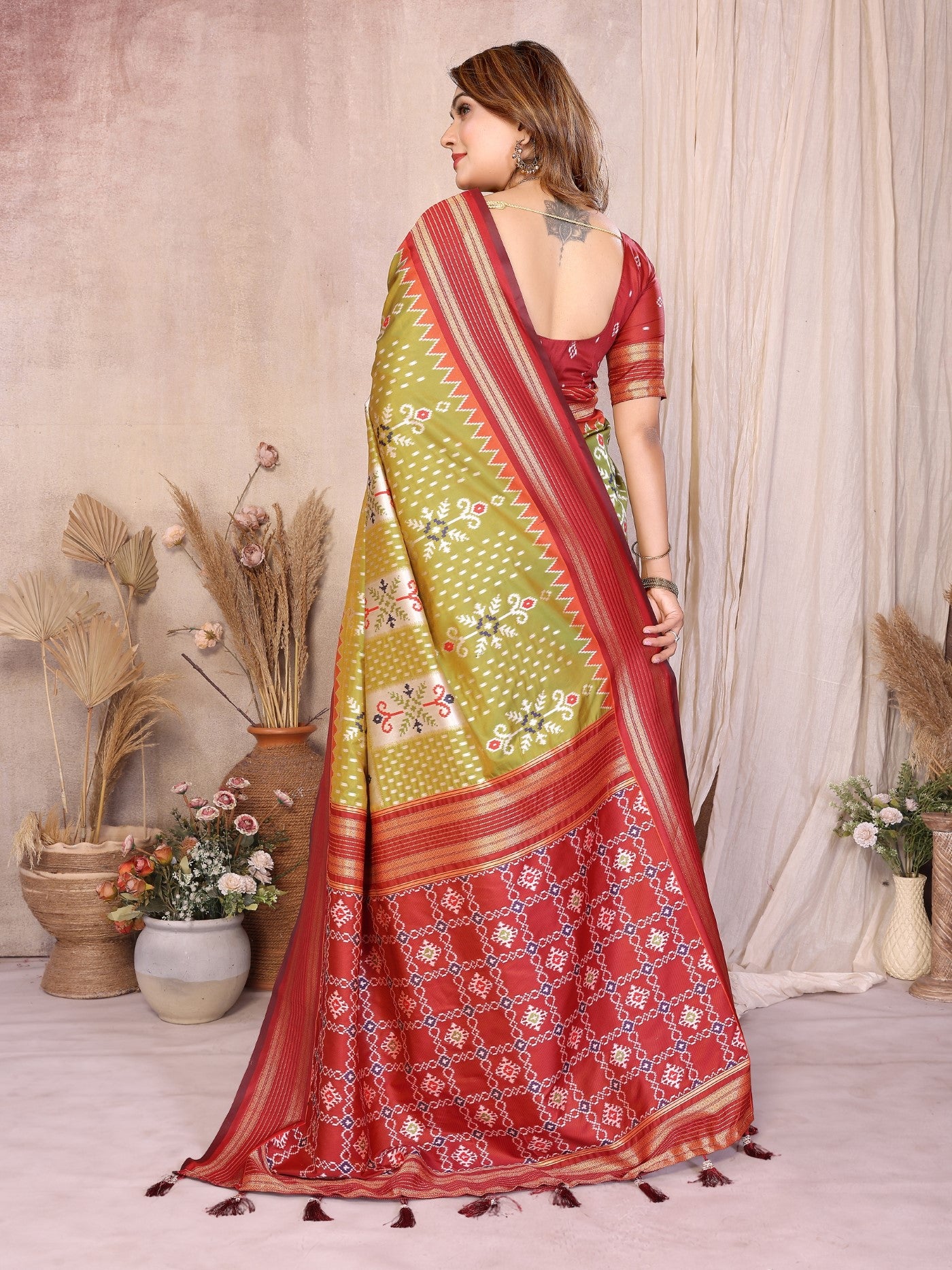 Pista Soft Silk Saree With Traditional Weaving