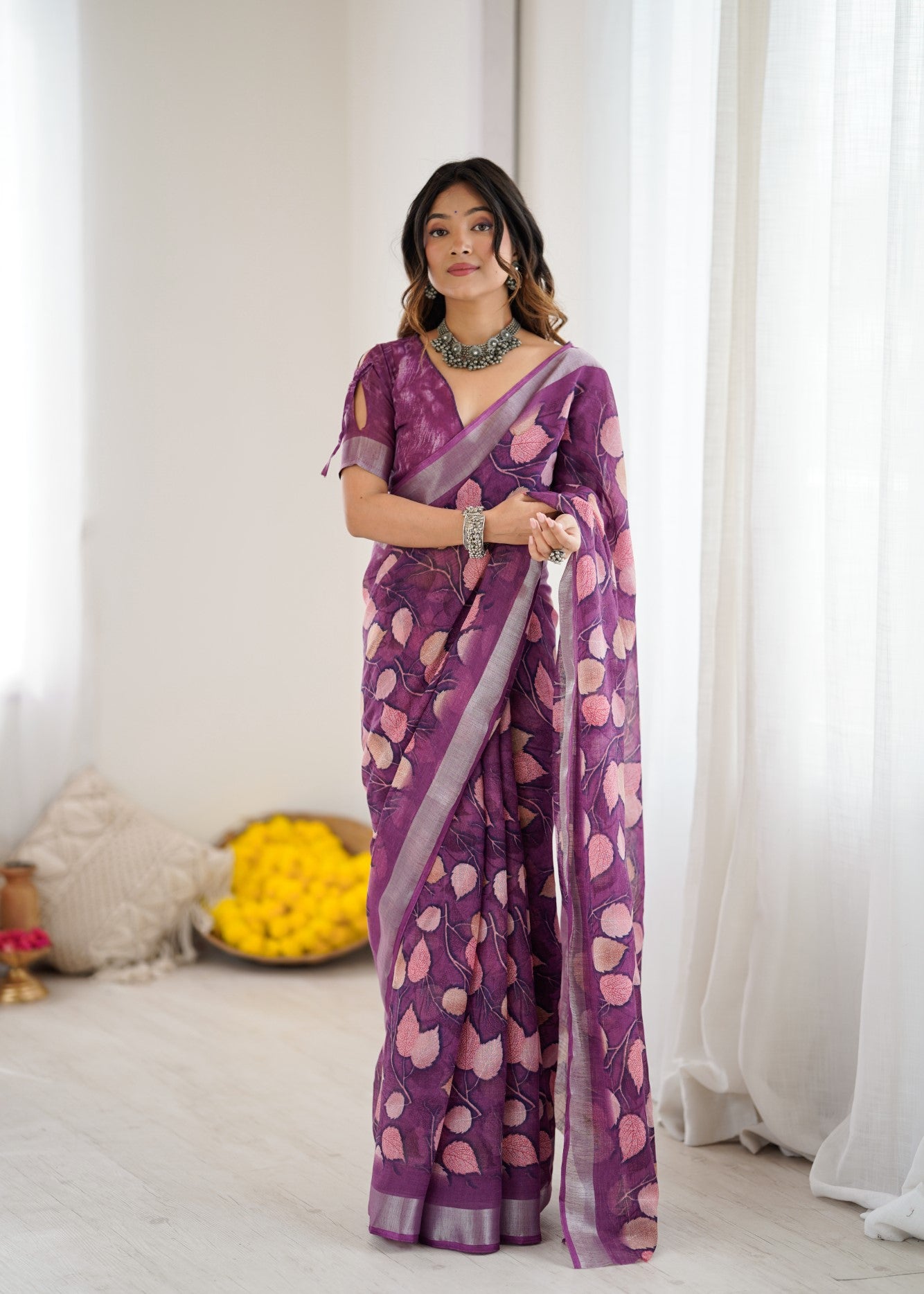 Purple Linen Patta Saree With Printed Design