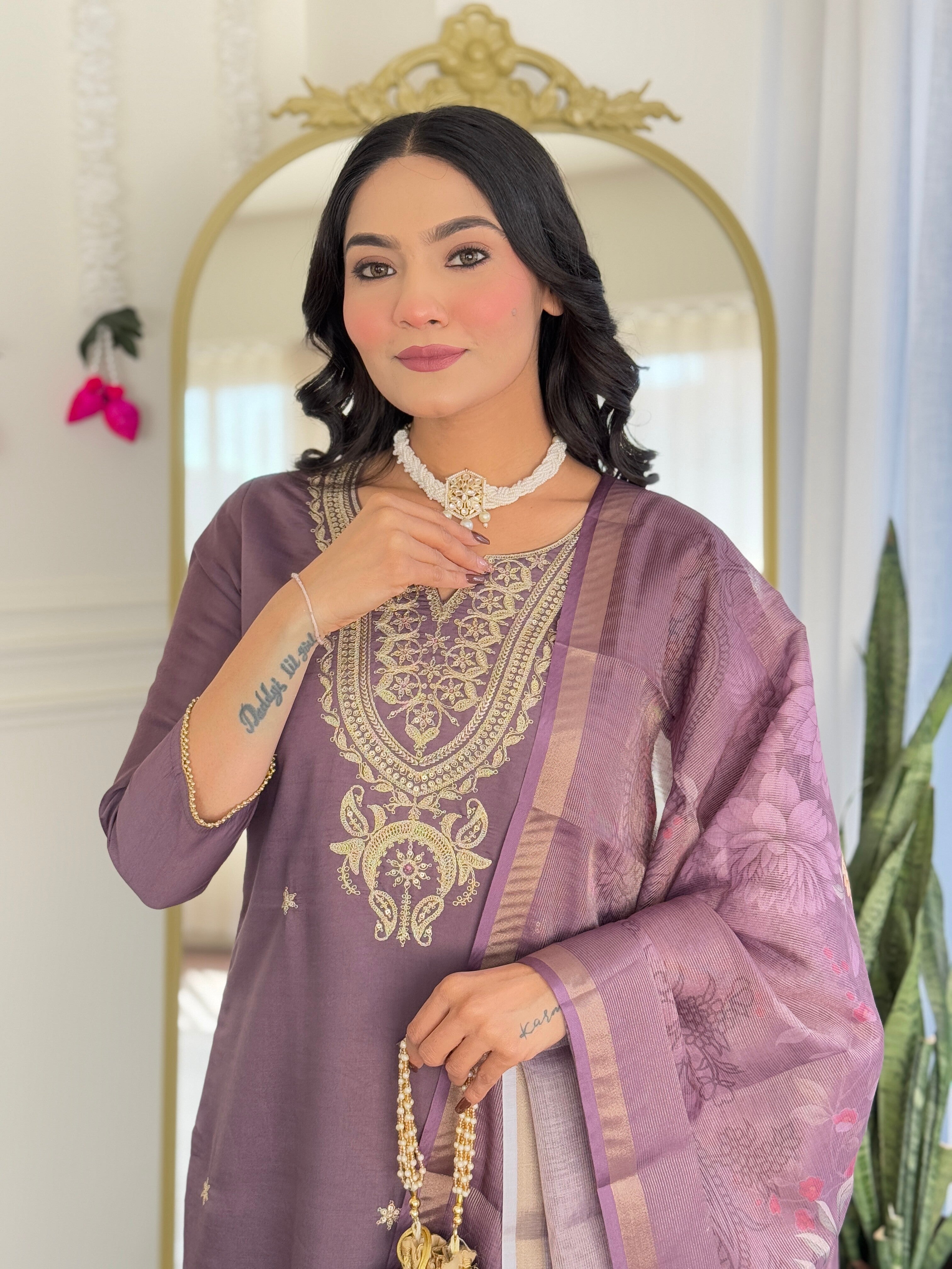 Purple Viscose Elegant Kurta Pant Set With Embroidery Work