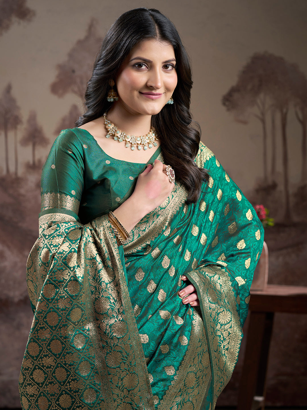 Rama Lichi Silk Woven Rich Pallu Designer Heavy Partywear Saree