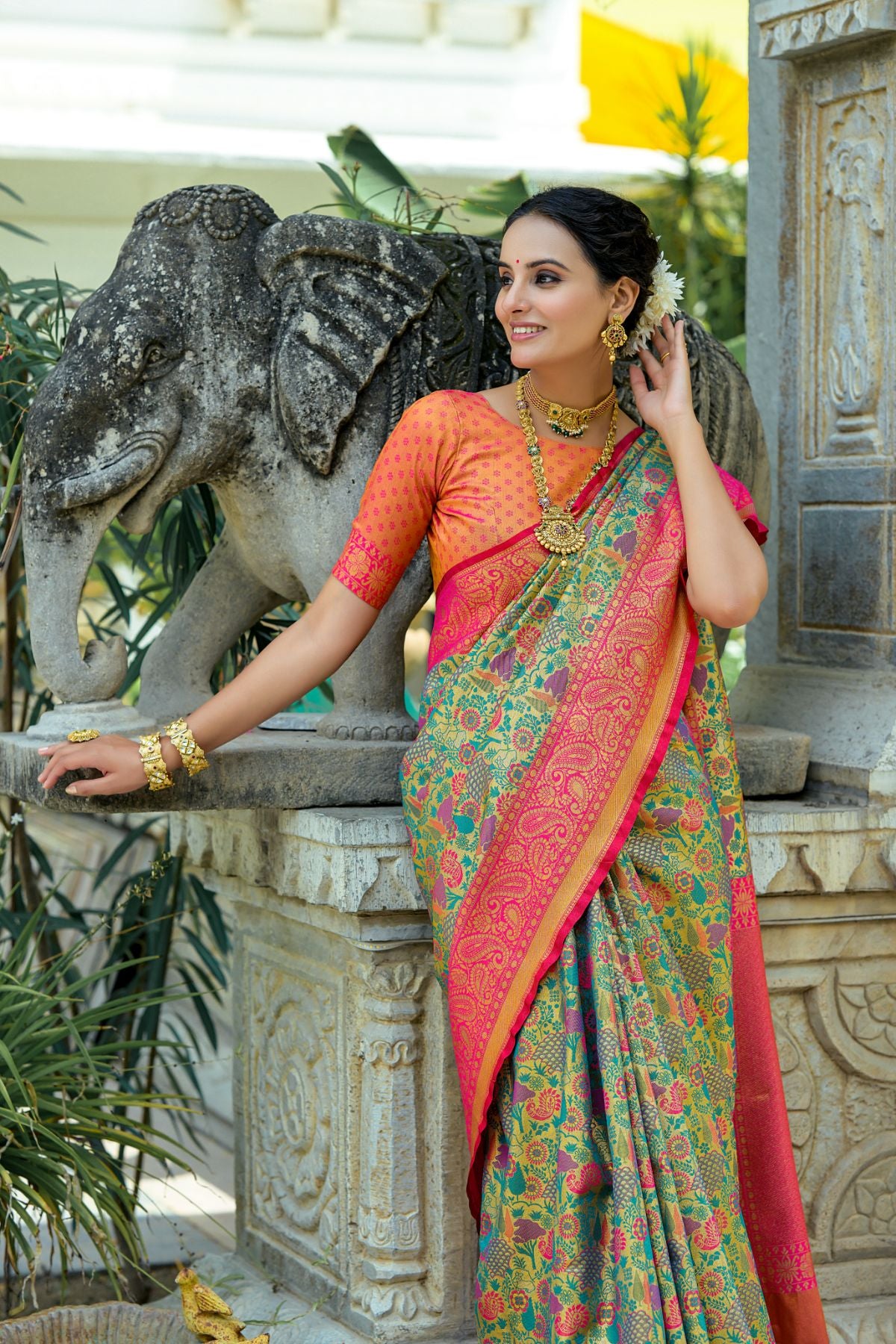 Rani Kanjivaram Saree with Zari Design and Pallu