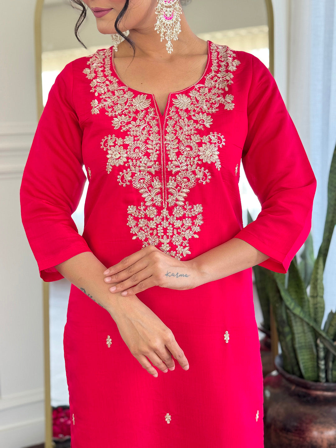 Rani Roman Silk Elegant Kurta Pant Set With Embroidery Work