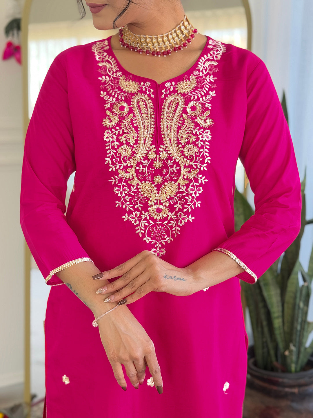 Rani Viscose Elegant Kurta Pant Set With Embroidery Work