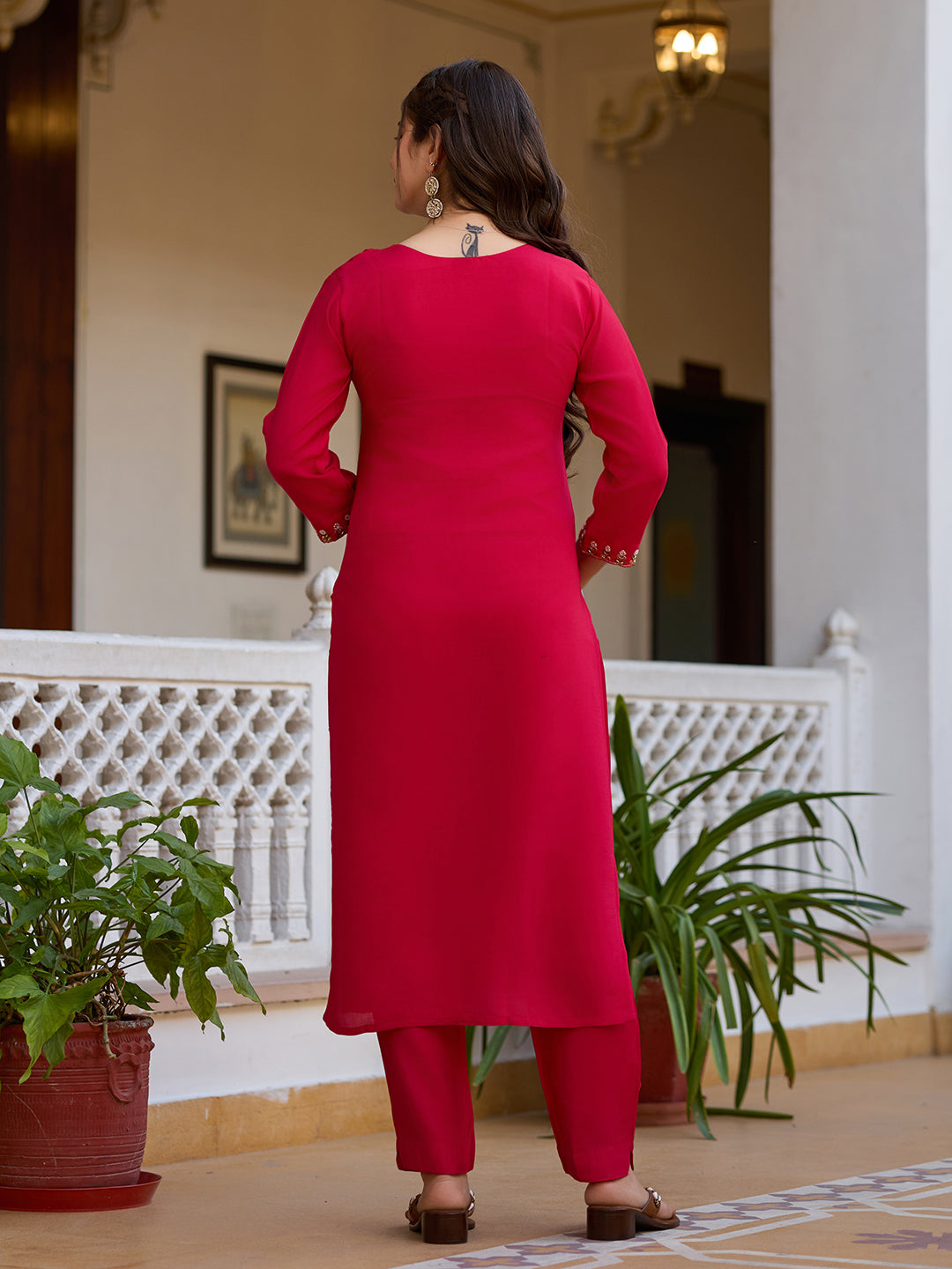 Ranipink Viscose Chanderi Kurta Pant Set With Thread Embroidered With Beads Work