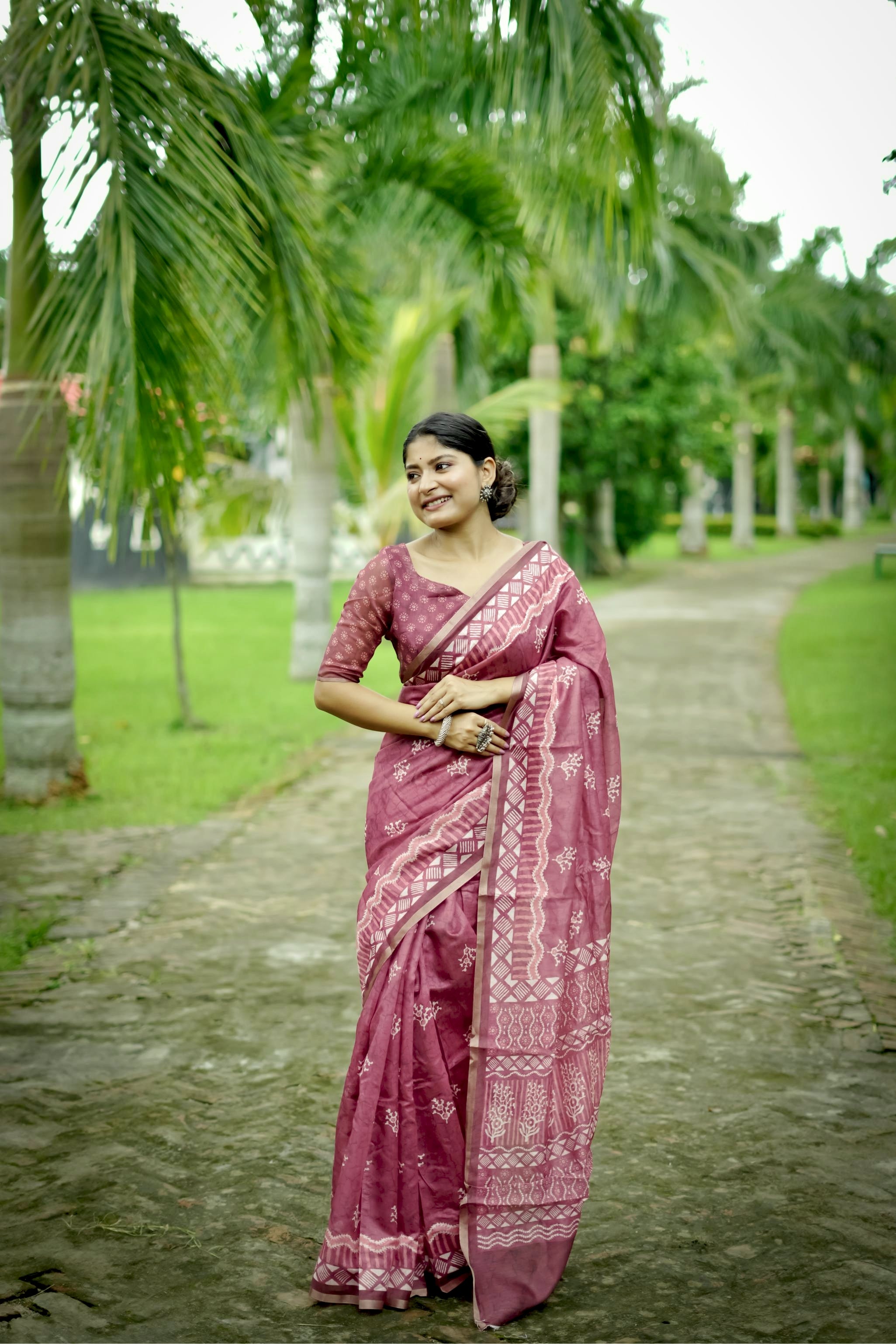Red Beautiful Cotton Fabric Saree With Designer Digital Printed