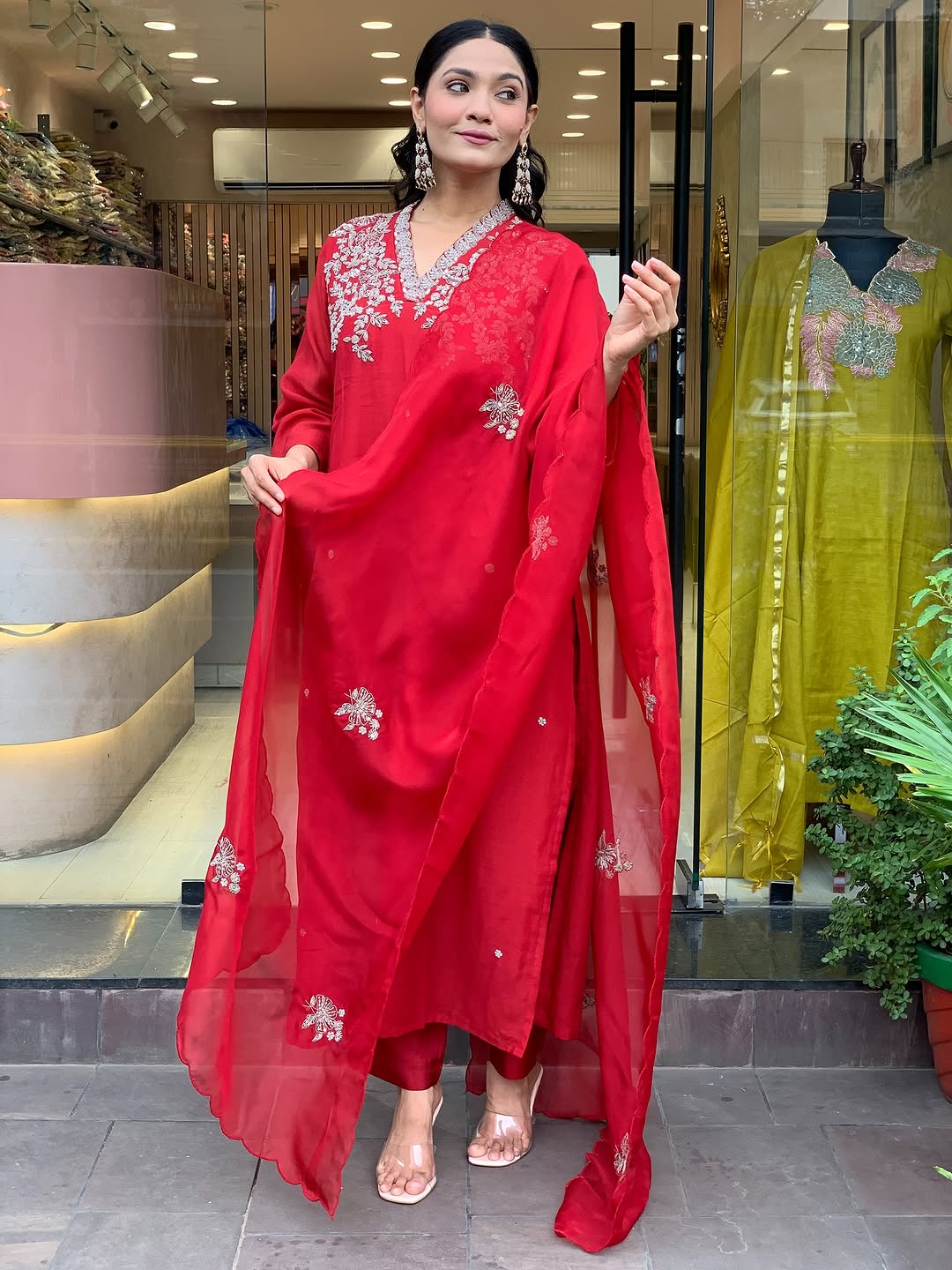 Red Chanderi Kurta Pant Set With Heavy Thread Embroidery Work