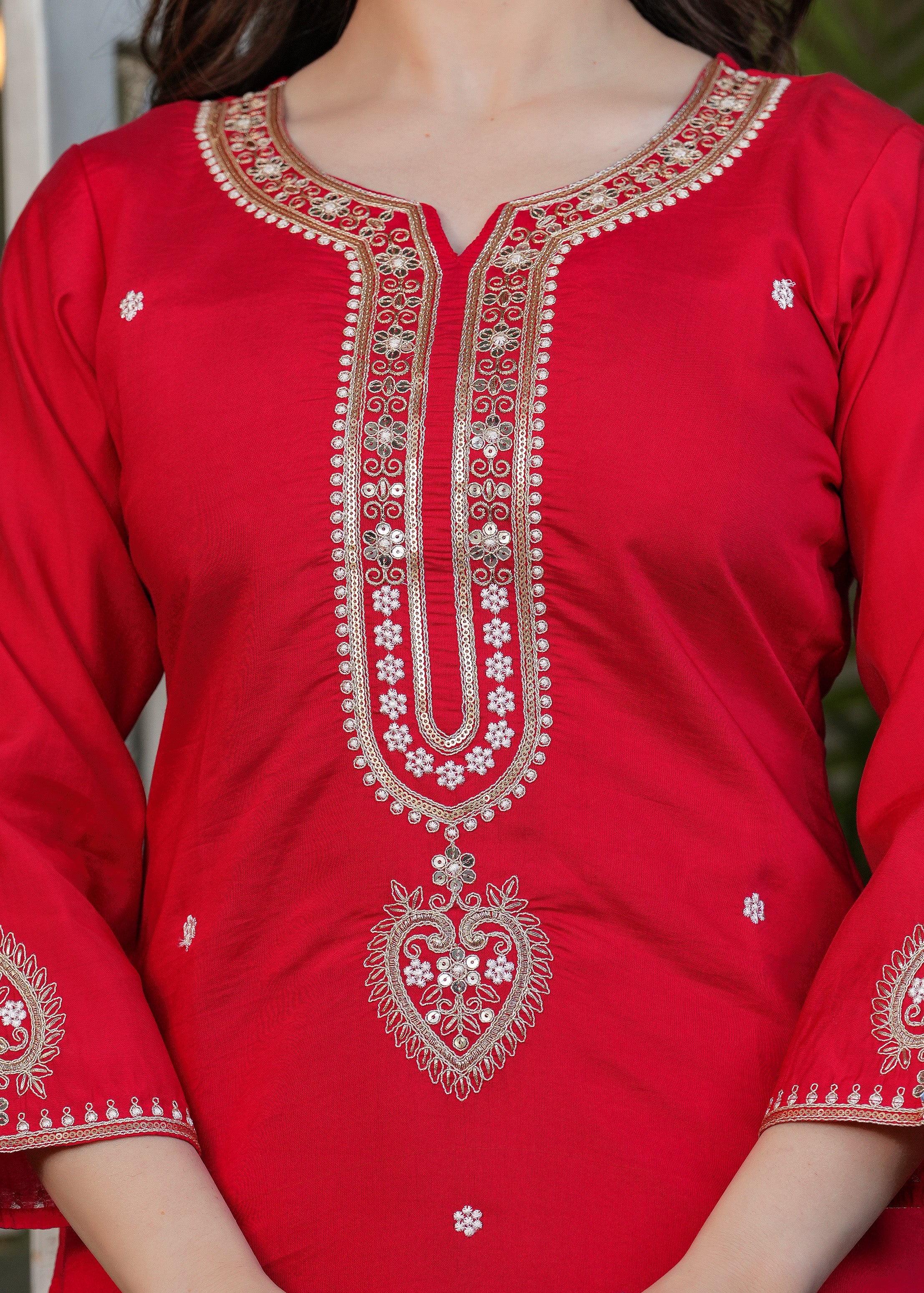 Red Chanderi Viscose Elegant Kurta Pant Set With Embroidery Work