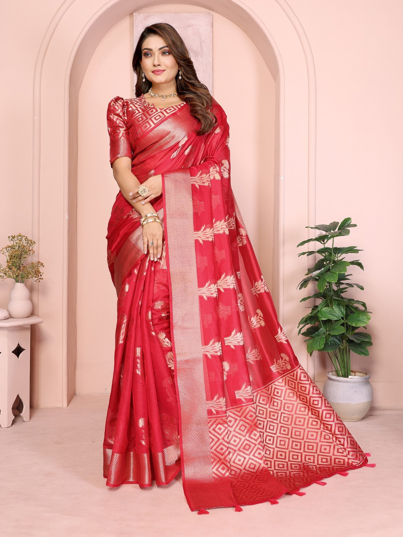 Red Soft Organza Silk Saree With Elegant Weaving