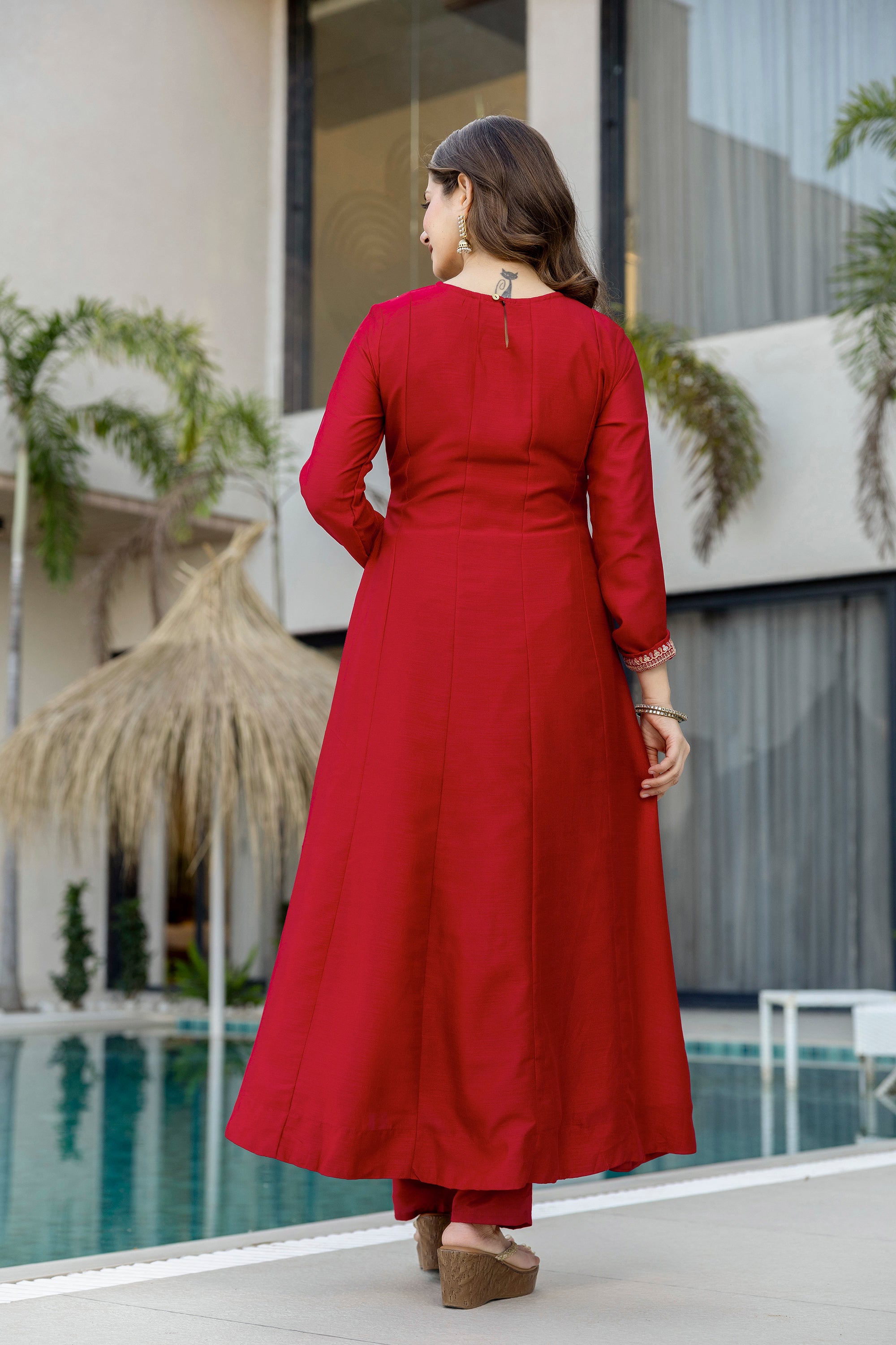 Red Vichitra Silk Kurta Pant Set With Heavy Thread Embroidery Work