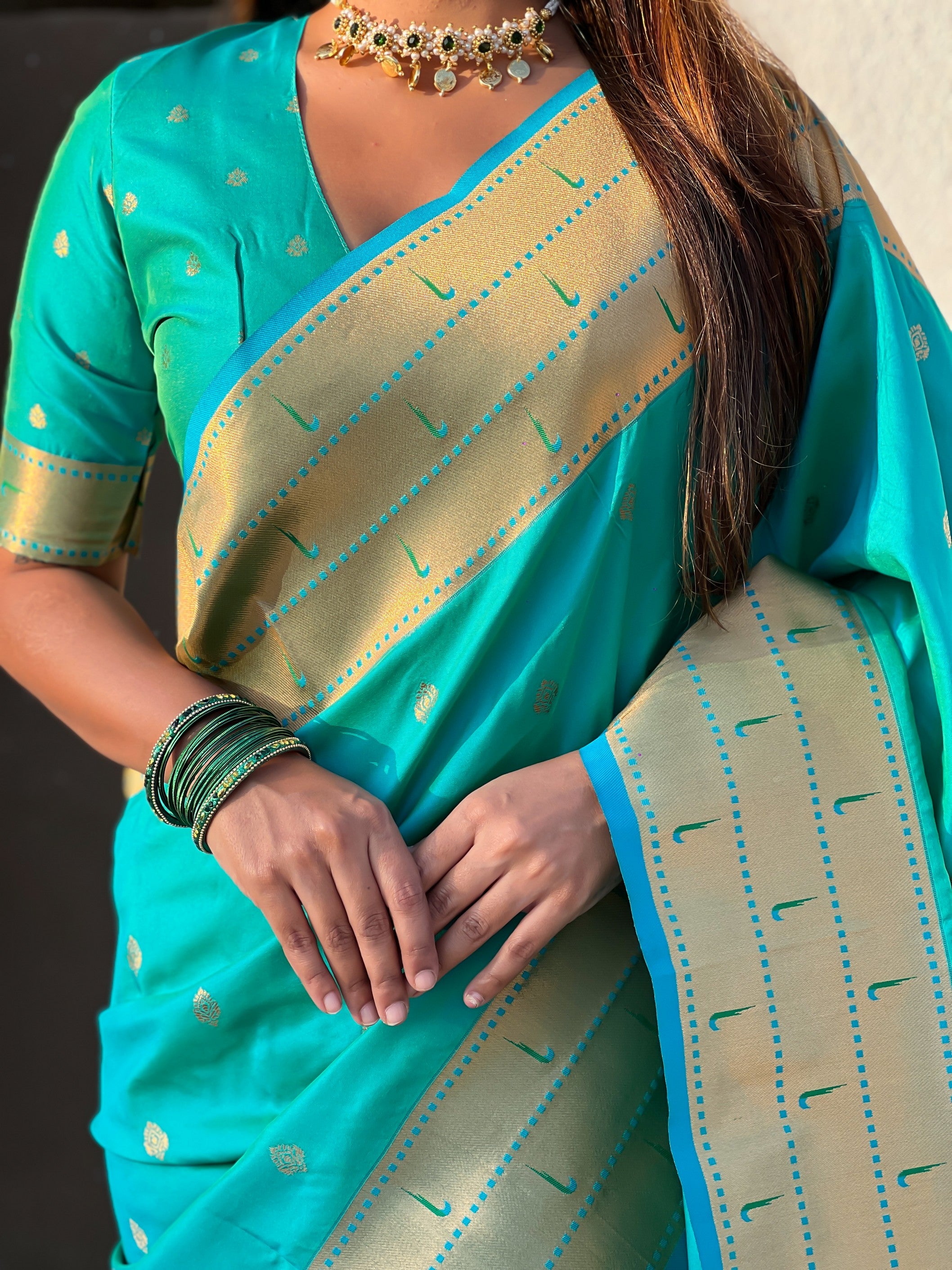 Sea Green Soft Silk Weaving Figure Pallu Designer Ceremonial Saree
