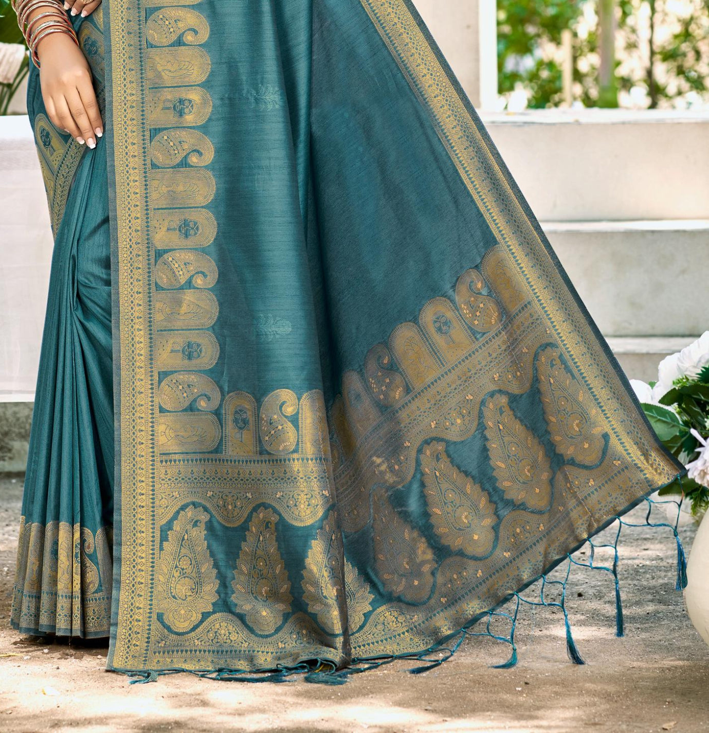 Turquoise Assam Silk Saree With Elegant Flow and Traditional Feel