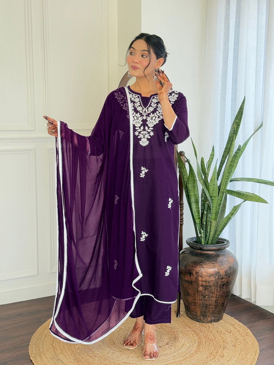 Violate Pure Cotton Elegant Kurta Pant Set With Chikankari Work