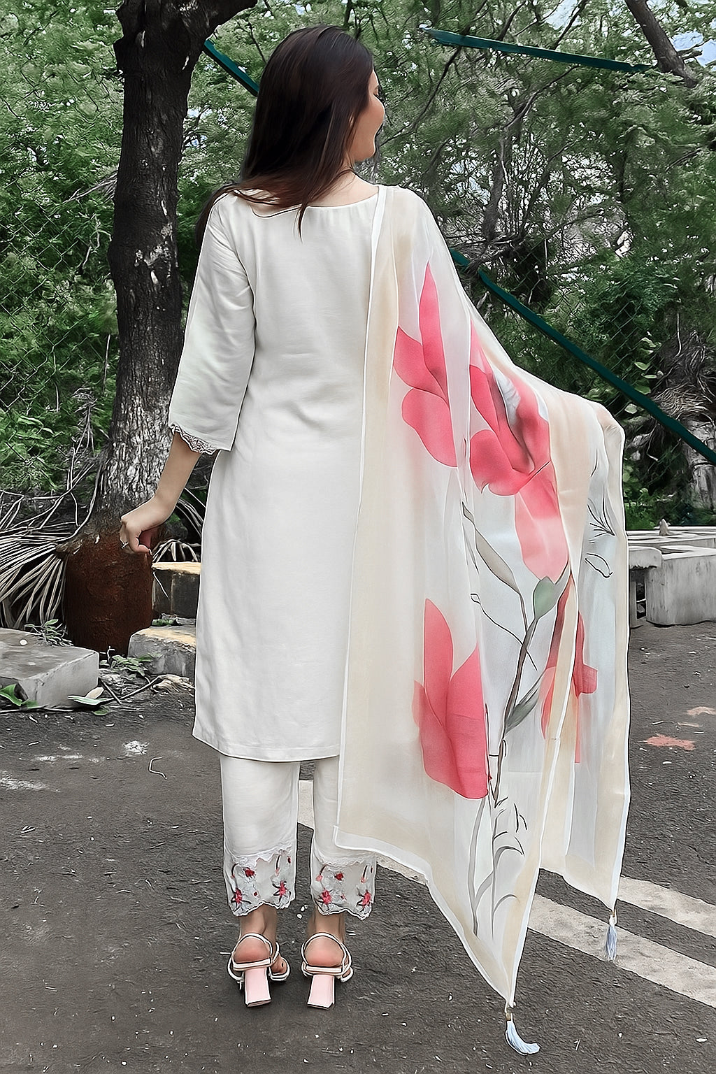 White Chanderi Kurta Pant Set With Heavy Thread Embroidered Work With Printed Dupatta