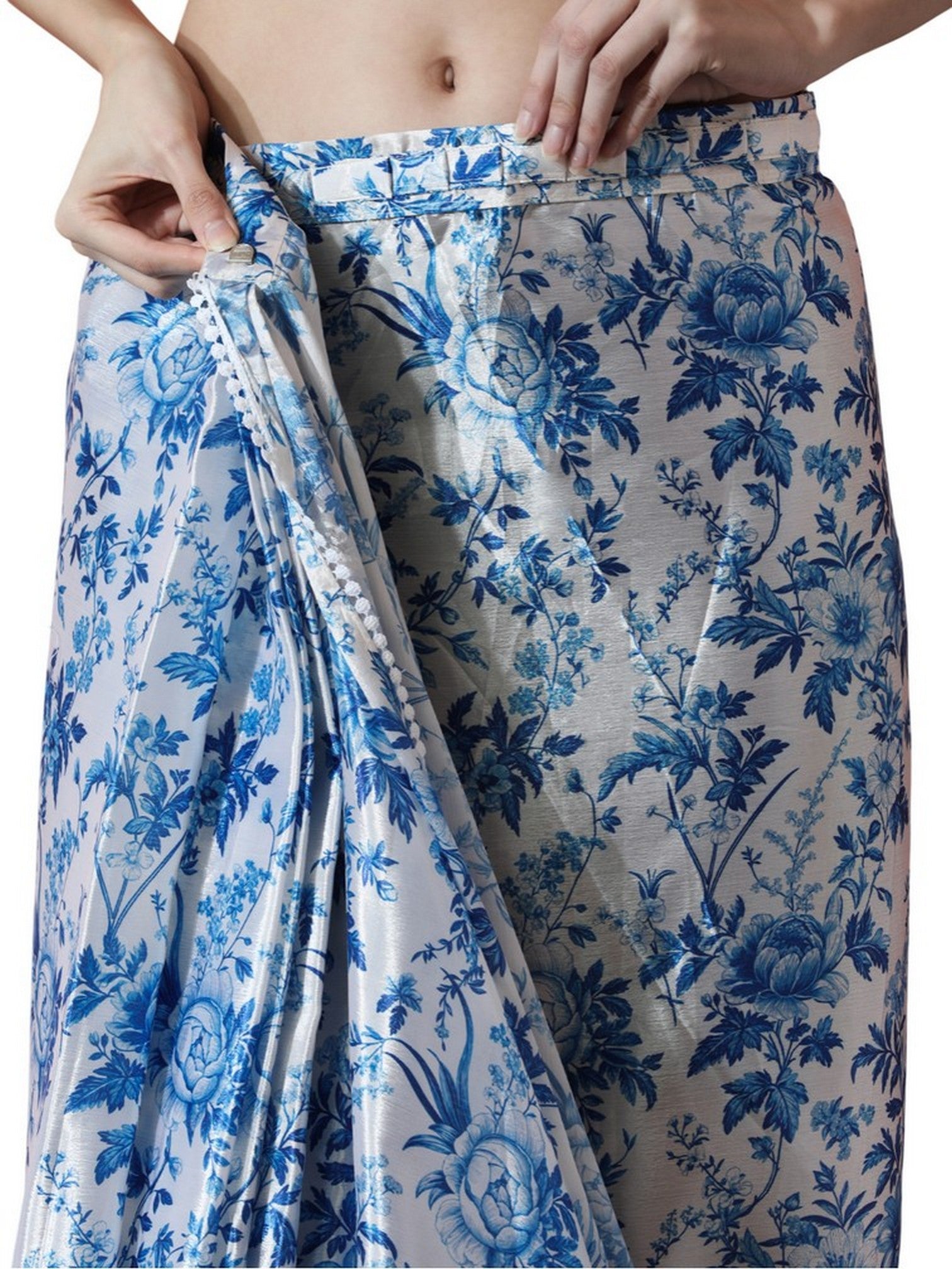 White Chinnon Partywear Printed Girlie Ready To Wear Saree