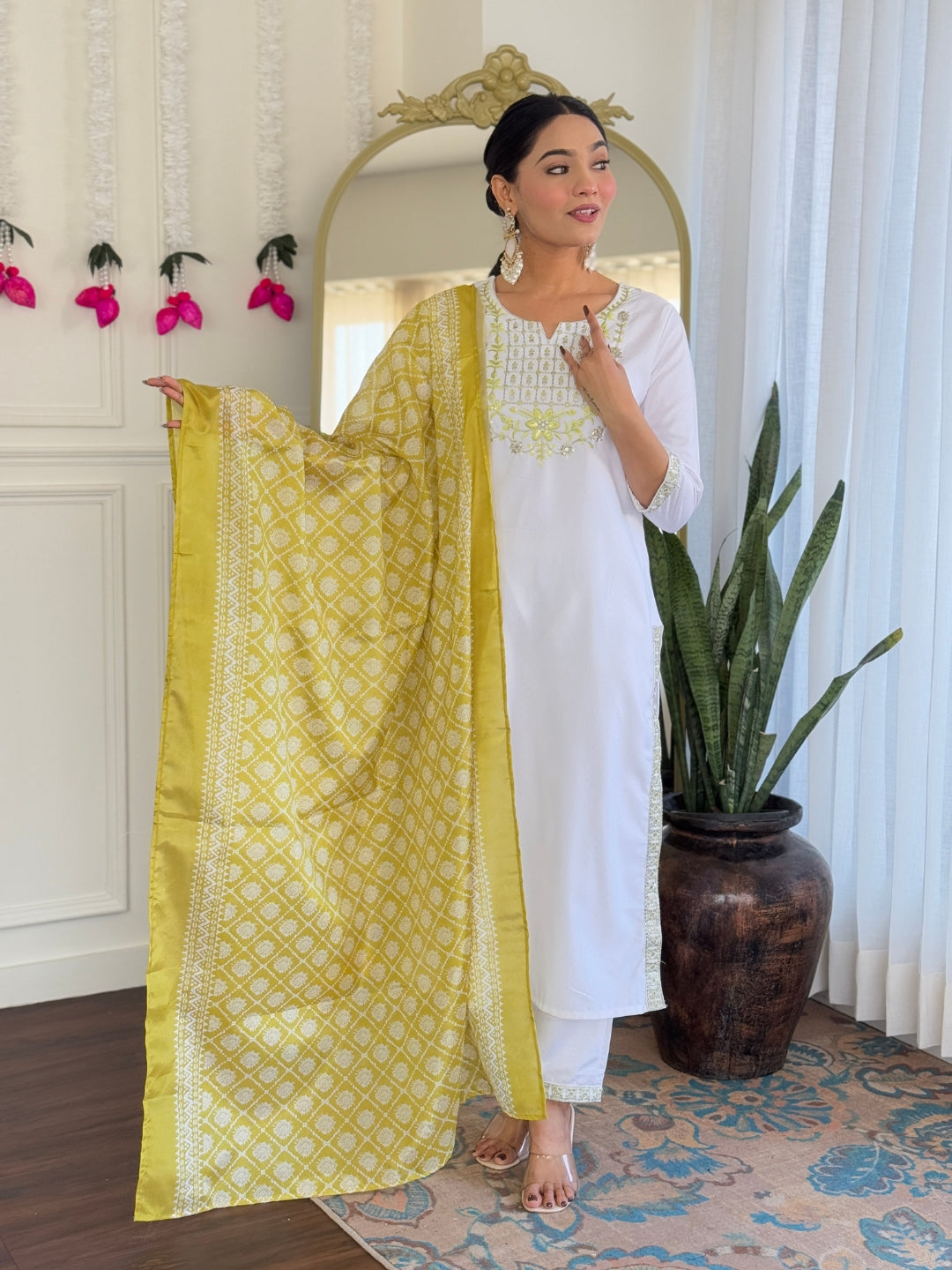 White Viscose Elegant Kurta Pant Set With Embroidery Work