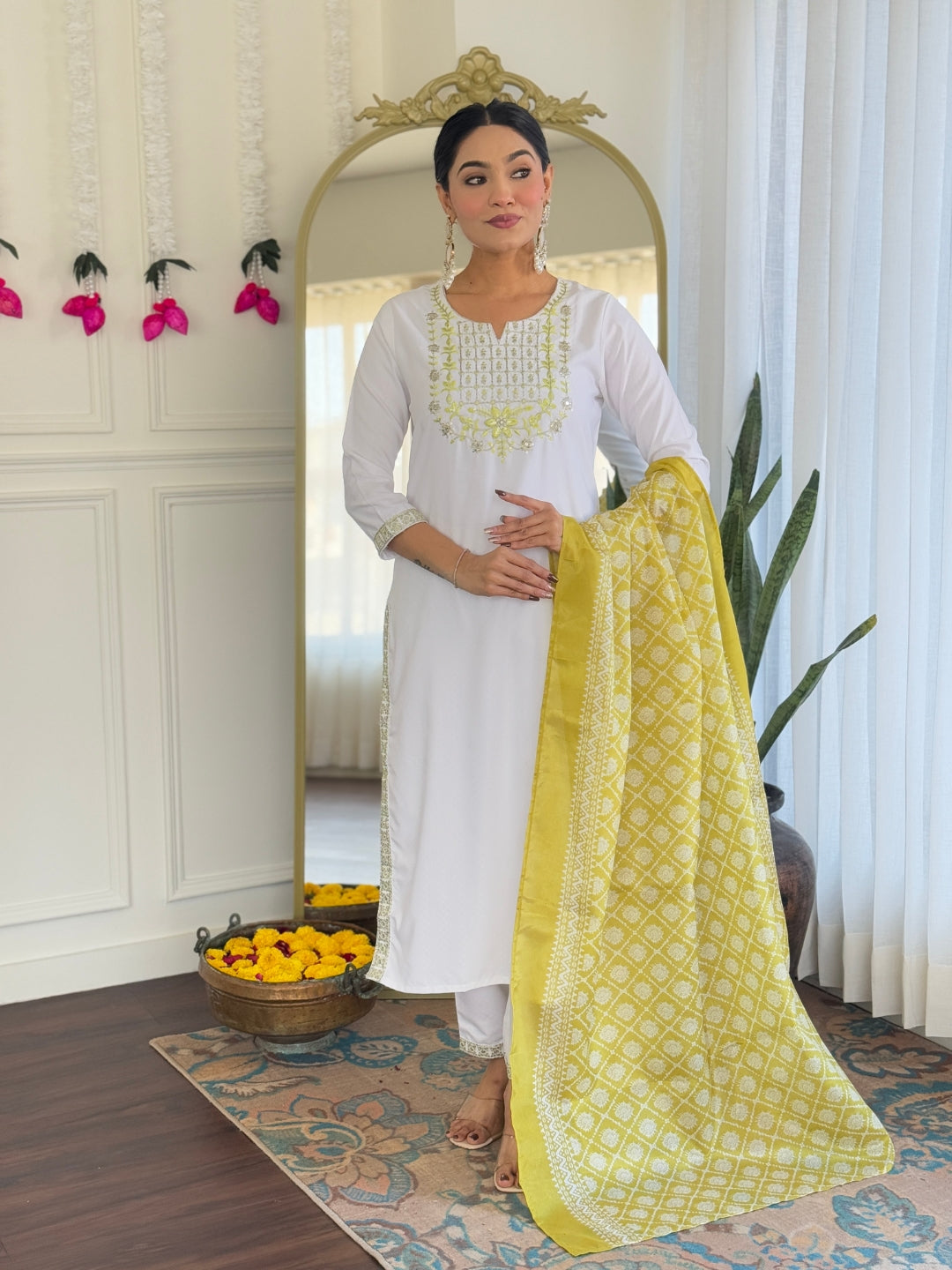 White Viscose Elegant Kurta Pant Set With Embroidery Work