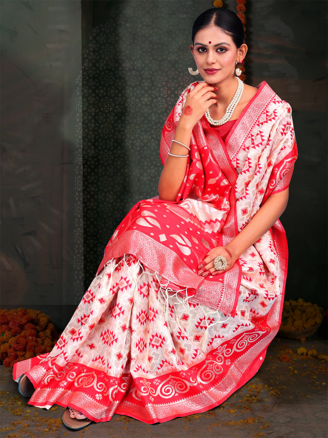 White & Red Linen Cotton Woven Jacquard Designer Saree