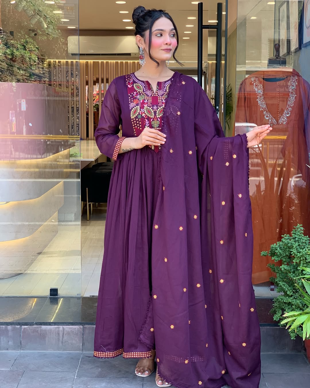 Wine Viscose Chanderi Kurta Pant Set With Heavy Thread Embroidery Work