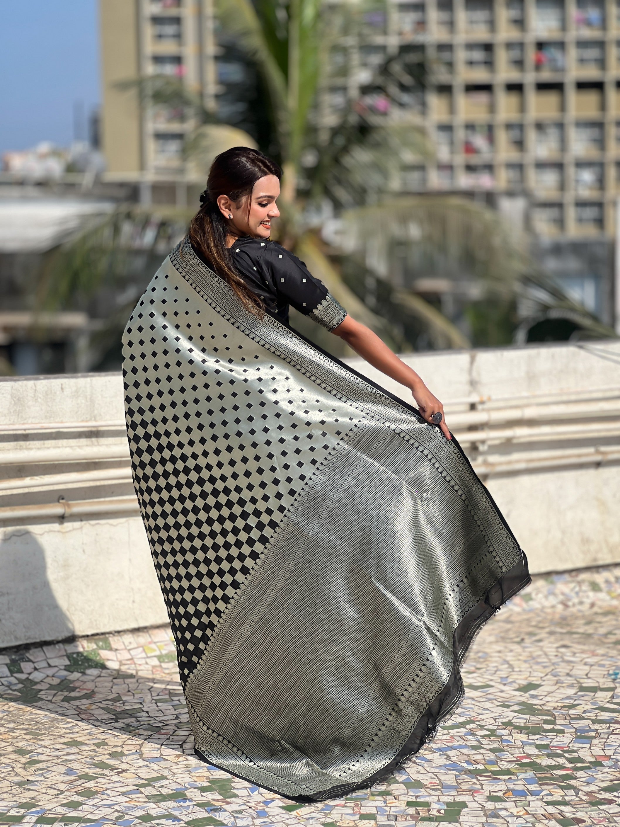 Woven Silver Jari Checks Designer Banarasi Silk Black Beautiful Saree