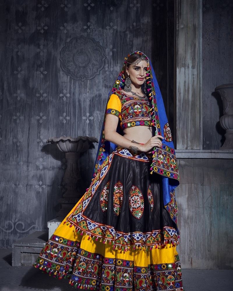 Yellow And Black Navratri Chaniya Choli With Gamthi Work And Lace Work With Mirror