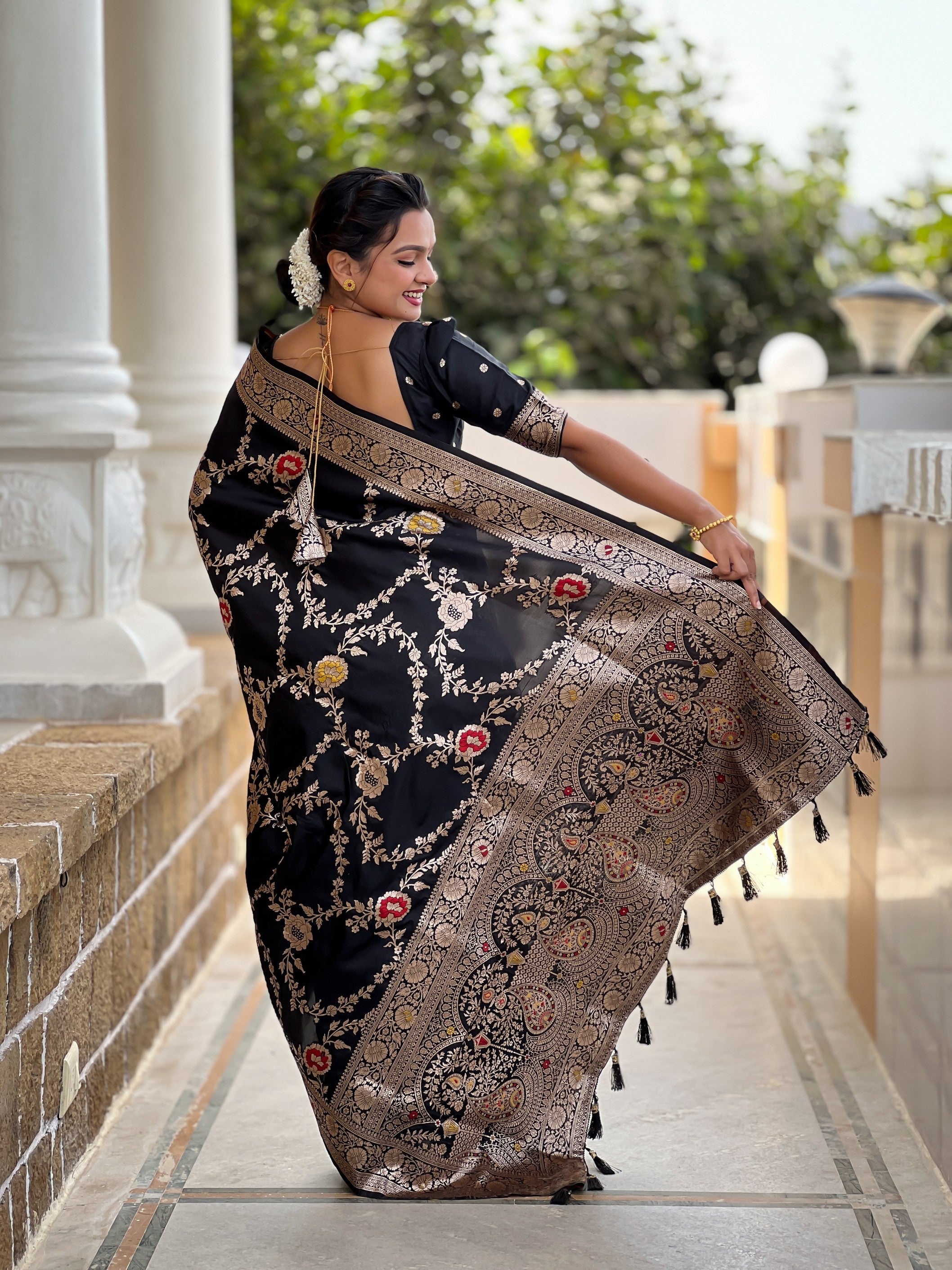 Black Banarasi Silk Saree With Traditional Woven Meenakari Designer Traditional Looks