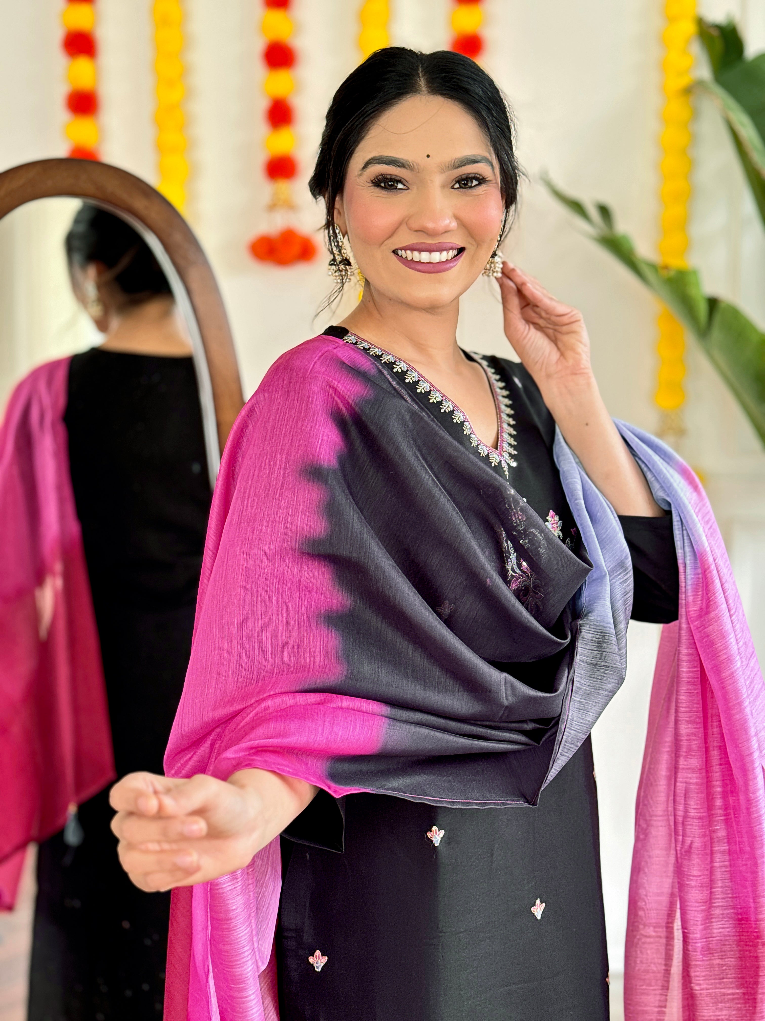 Black Kurta Pant Set with Heavy Thread Embroidery Work