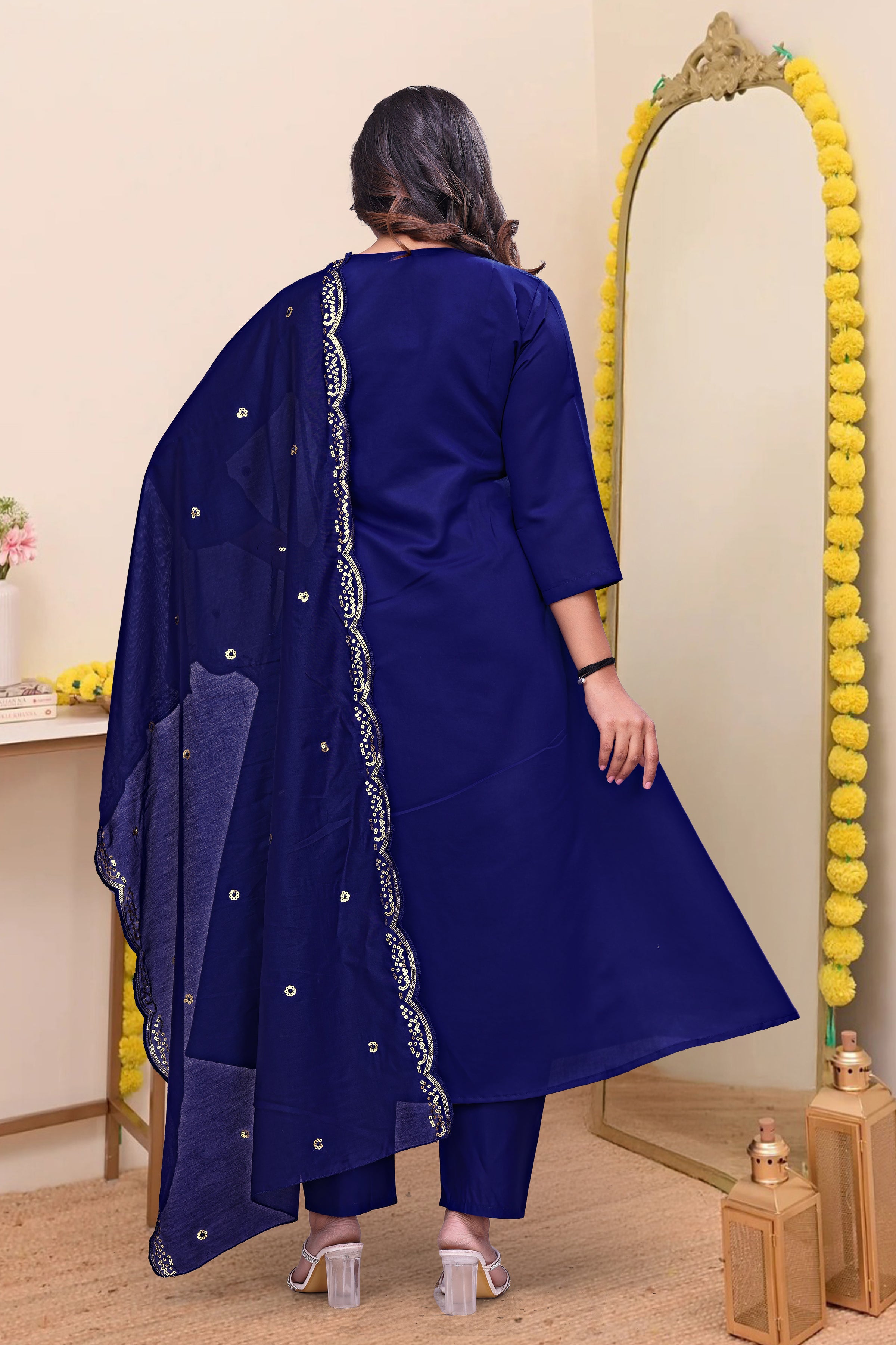 Blue Chanderi Silk Kurta Pant Set With Heavy Thread Embroidery Work
