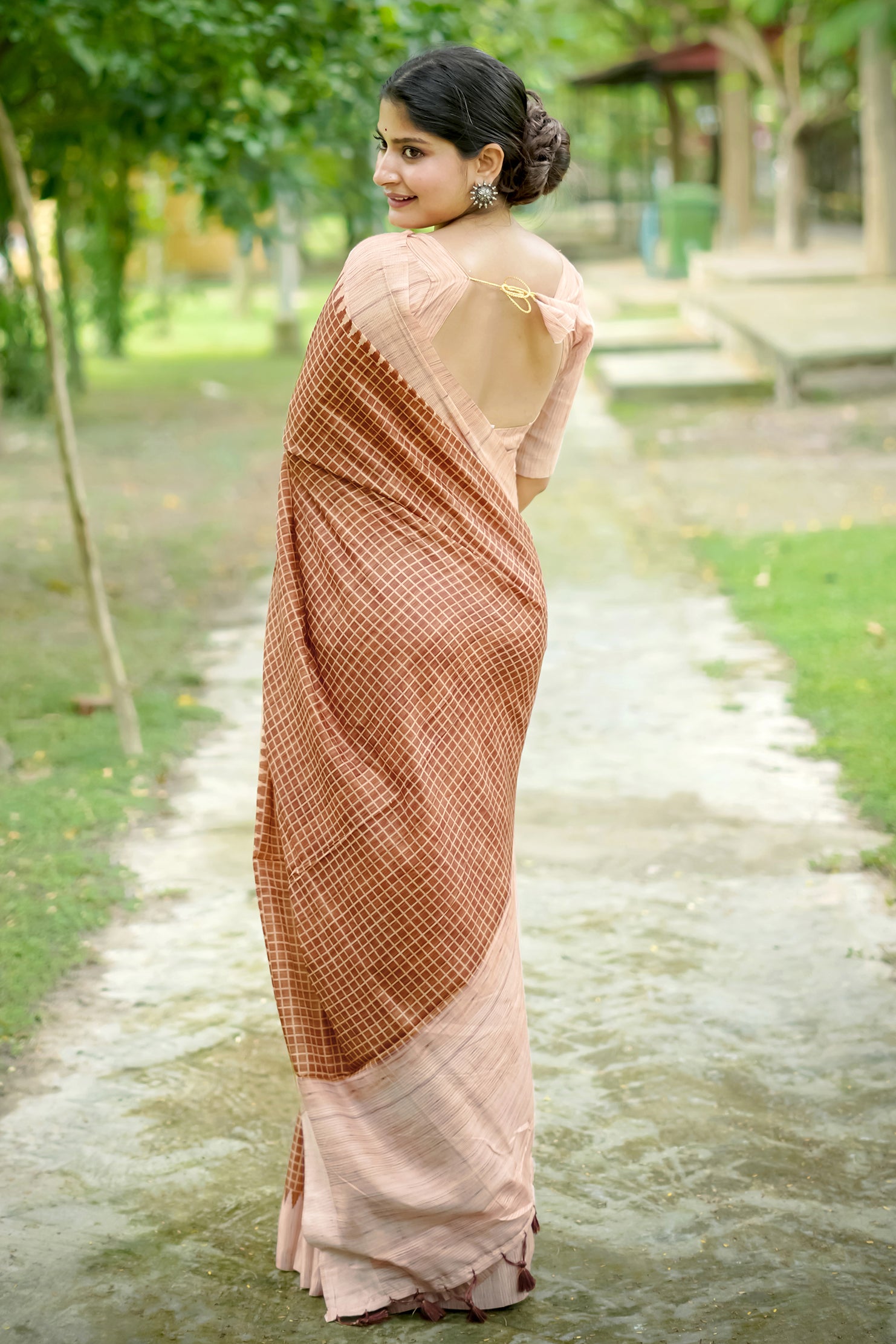 Coffee Tussar Silk Saree with Checks and Contrast Pallu