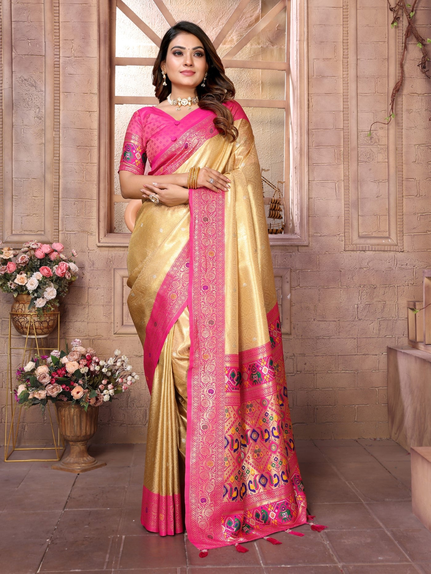 Cream Banarasi Tissue Silk Saree With Traditional Weaving