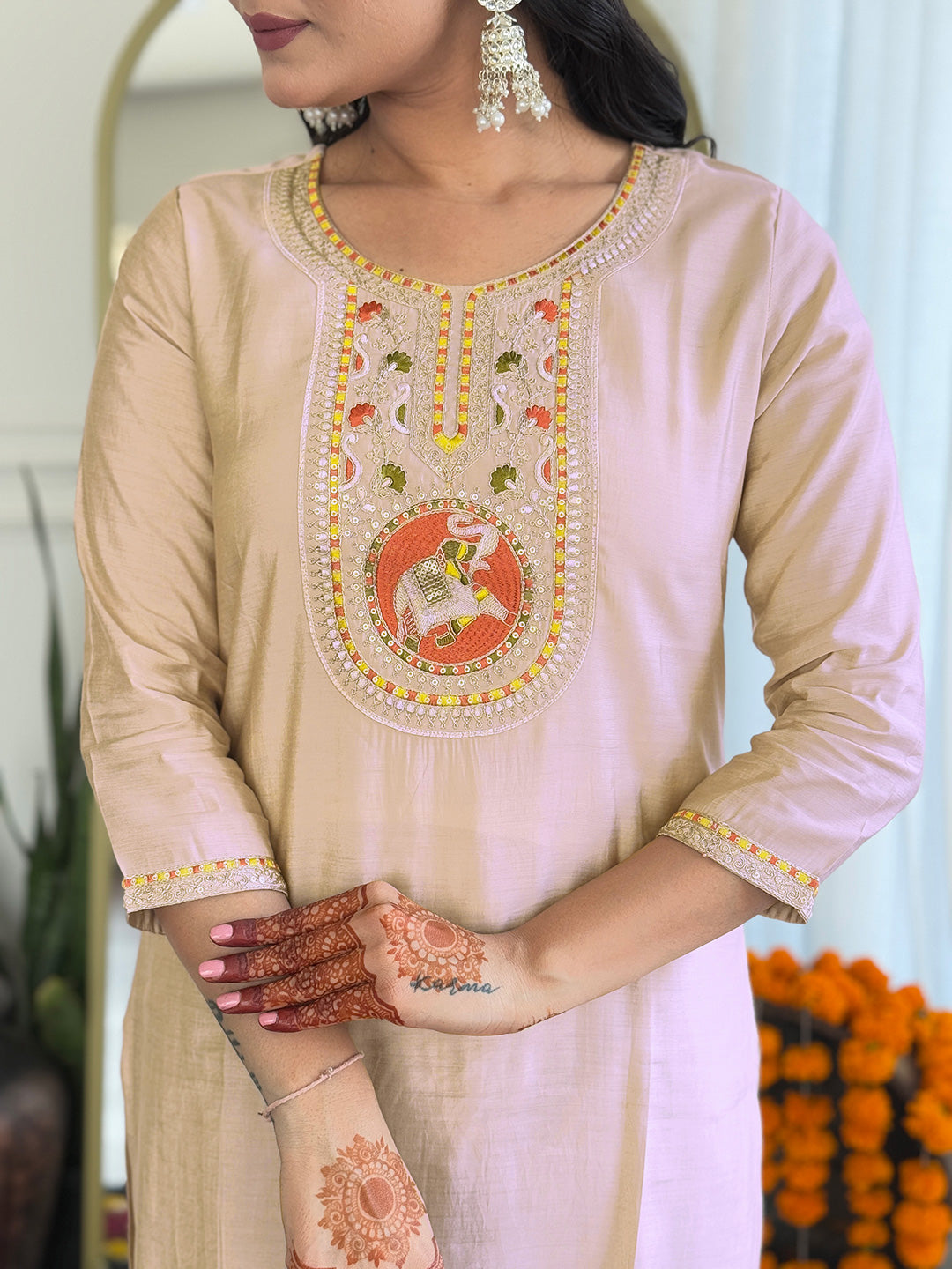 Cream Bsy Viscose Elegant Kurta Pant Set With Embroidery Work