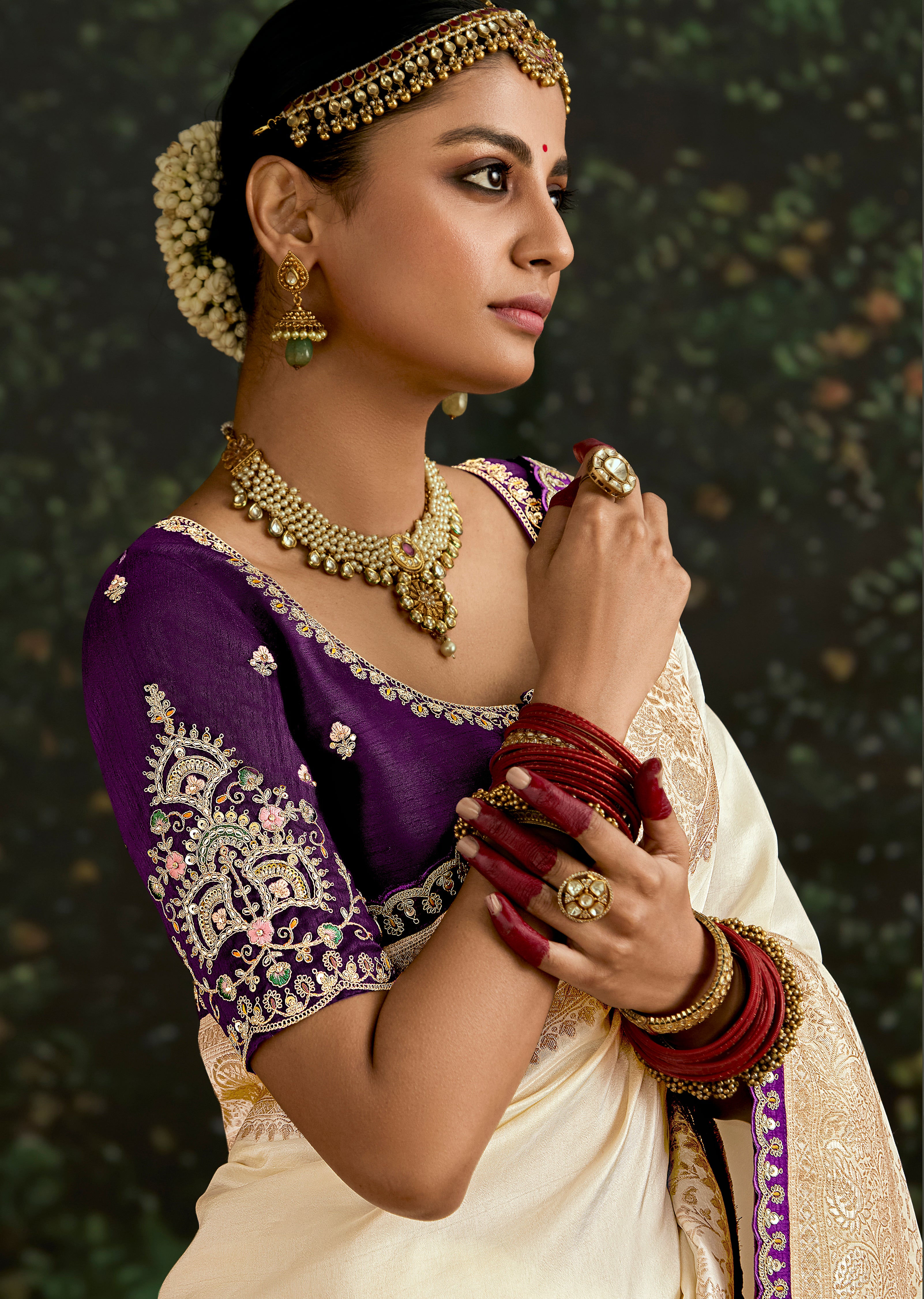 Cream Dola Silk Saree With  Jacquard Woven with Embroidered Lace Border
