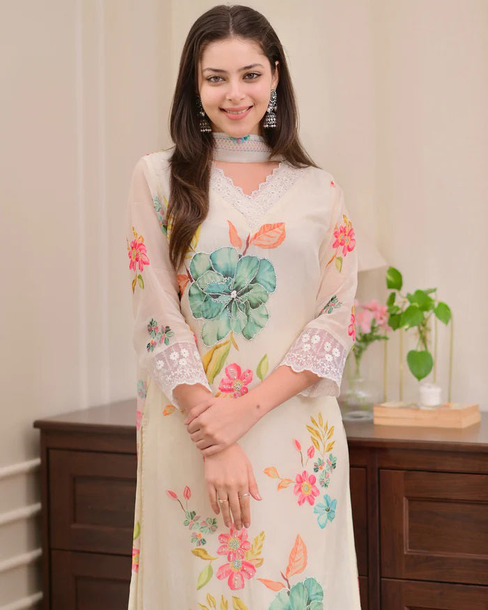 Cream Kurta Pant Set With Print With Thread Embroidery Work