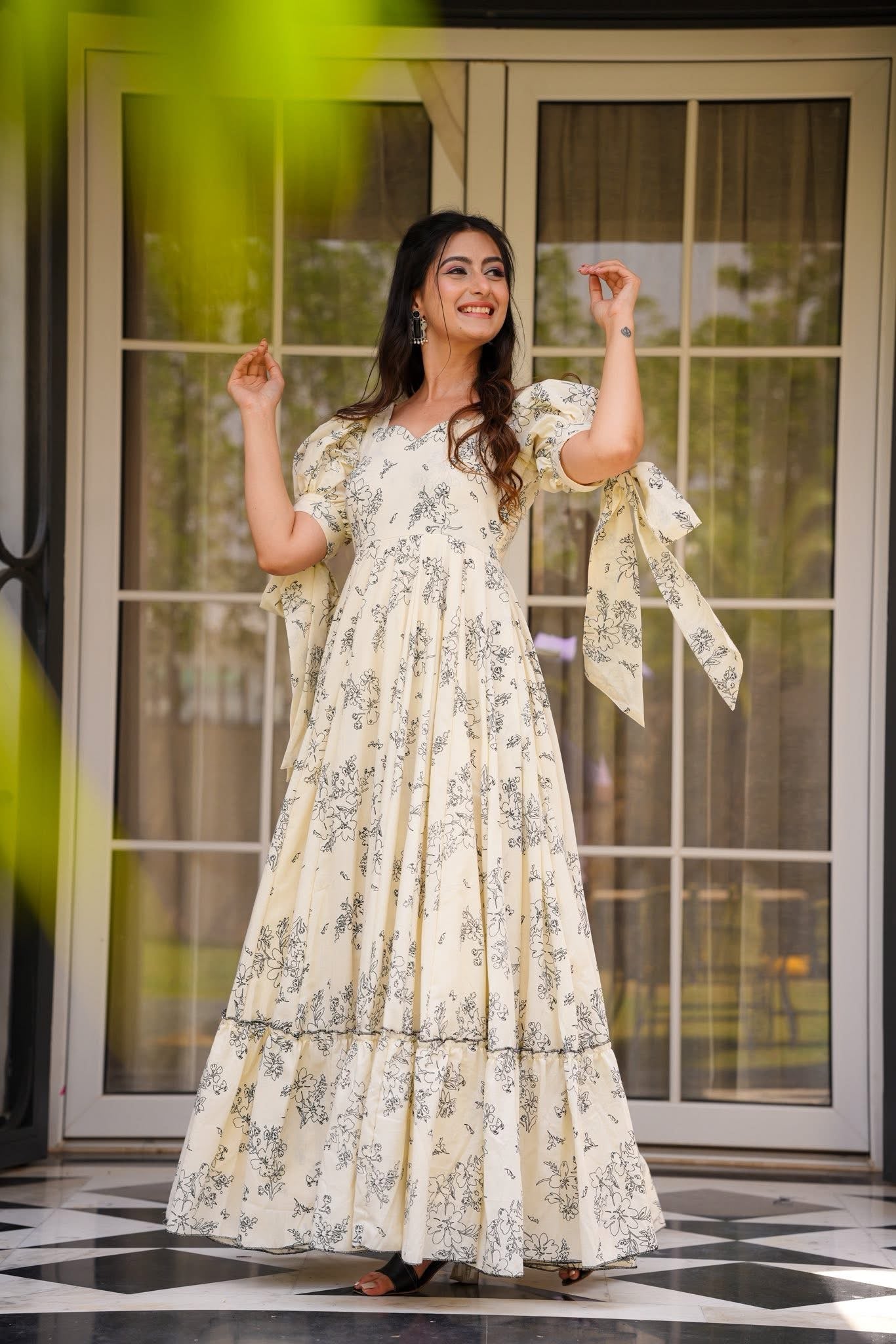 Cream Poly Rayon Elegant Kurta Pant Set With Print