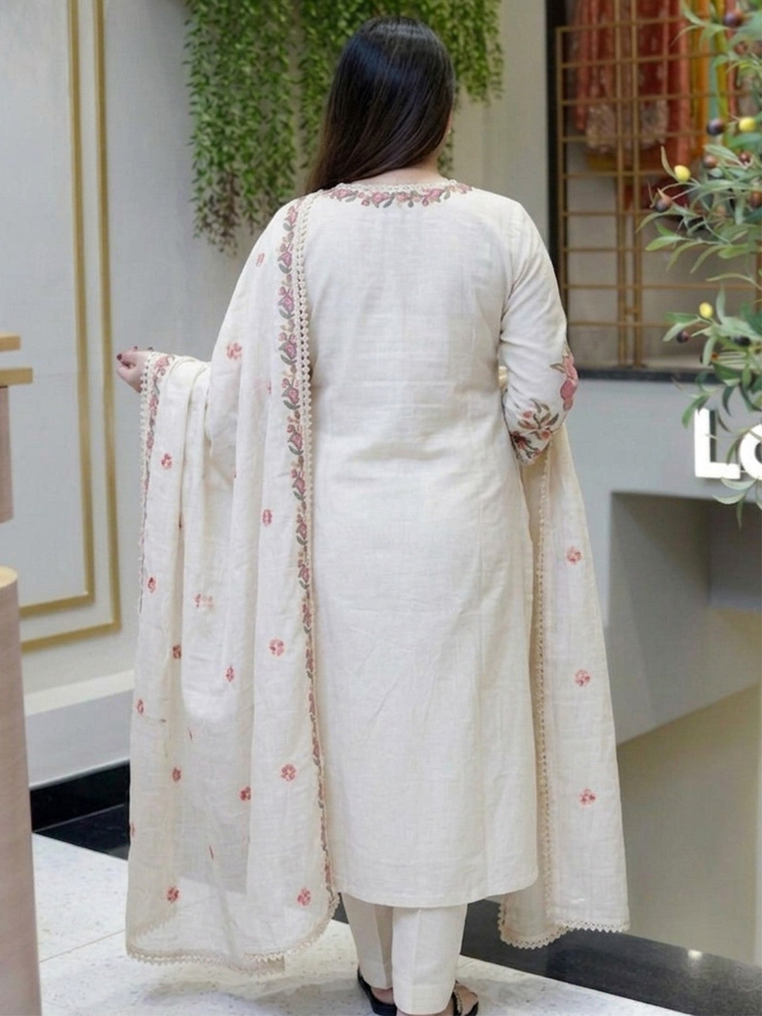 Cream Pure Cotton Kurta Pant Set With Heavy Thread Embroidery Work