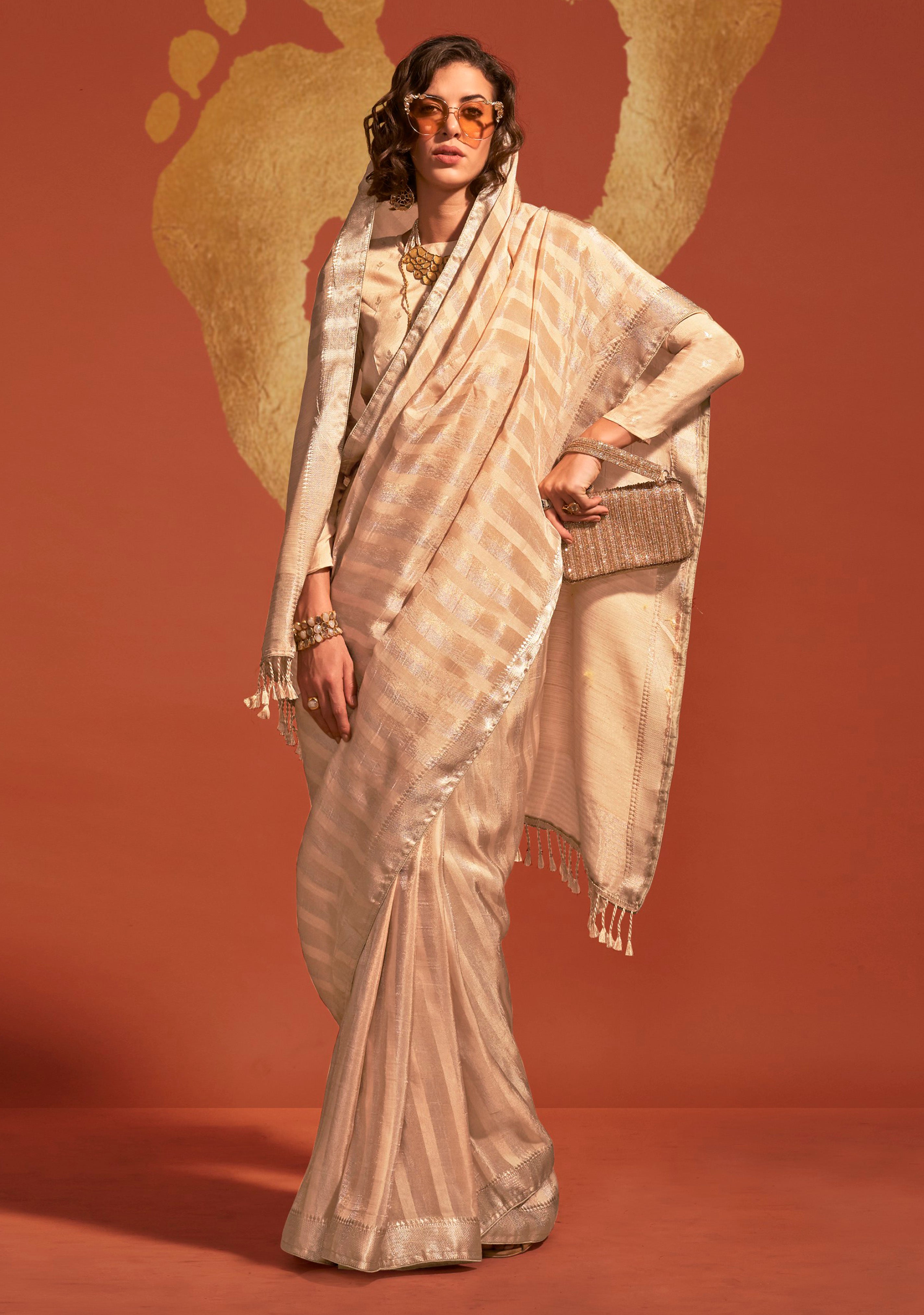 Cream Pure Viscose Handloom Silk Saree With  Jacquard Woven Work