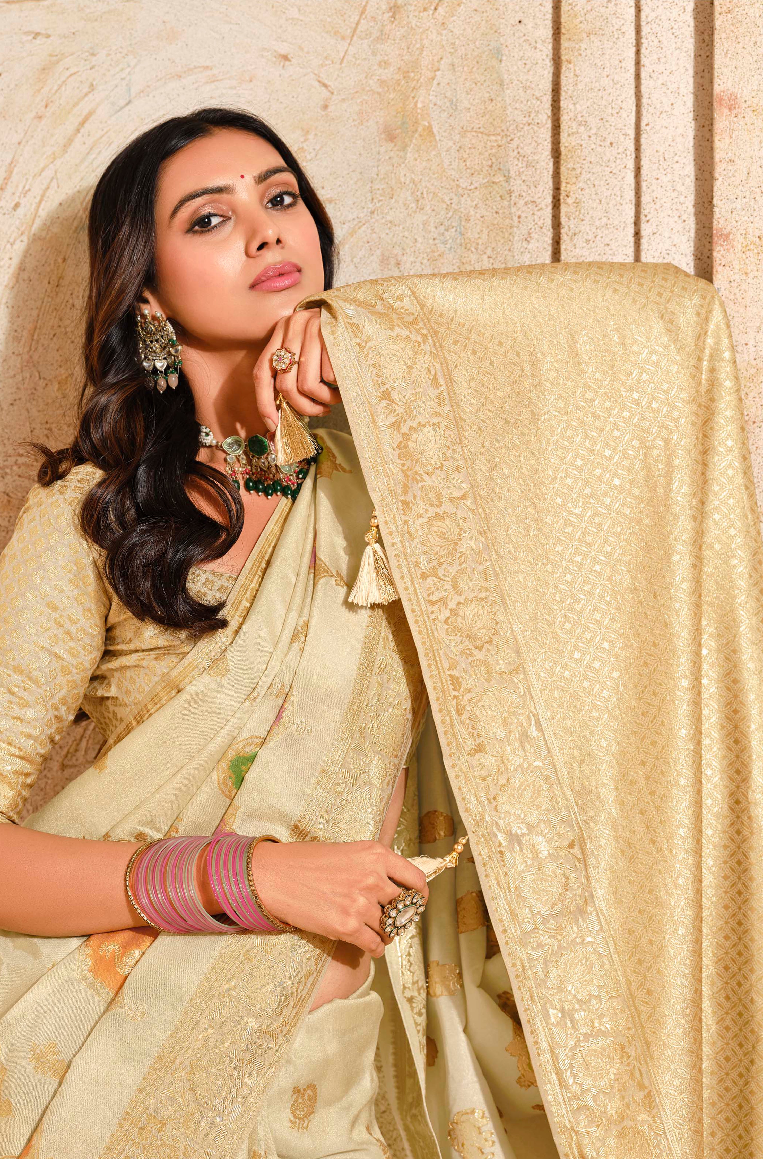 Cream Silk Saree With  Jacquard Woven Work
