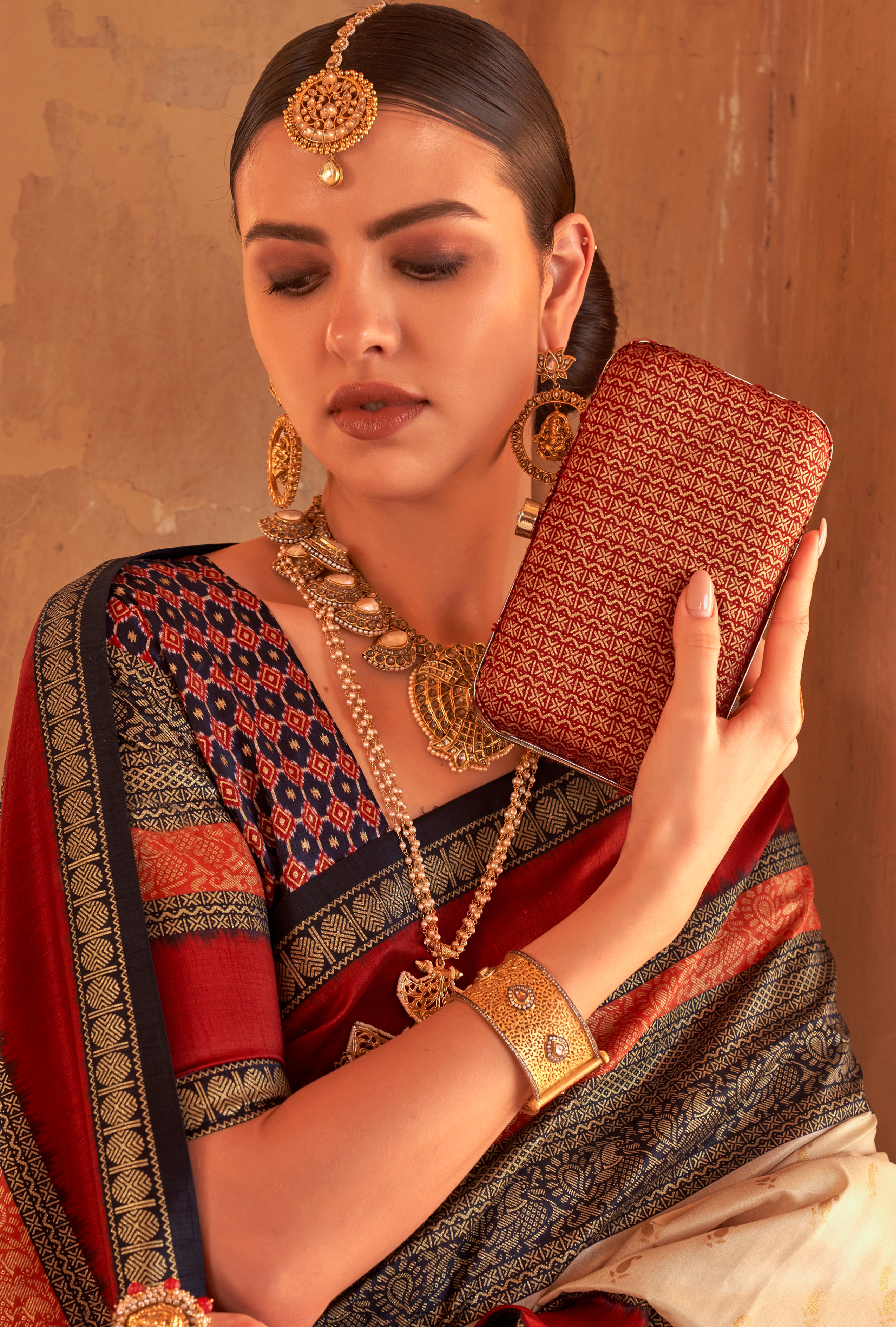Cream Silk Saree with  Jacquard Woven Work