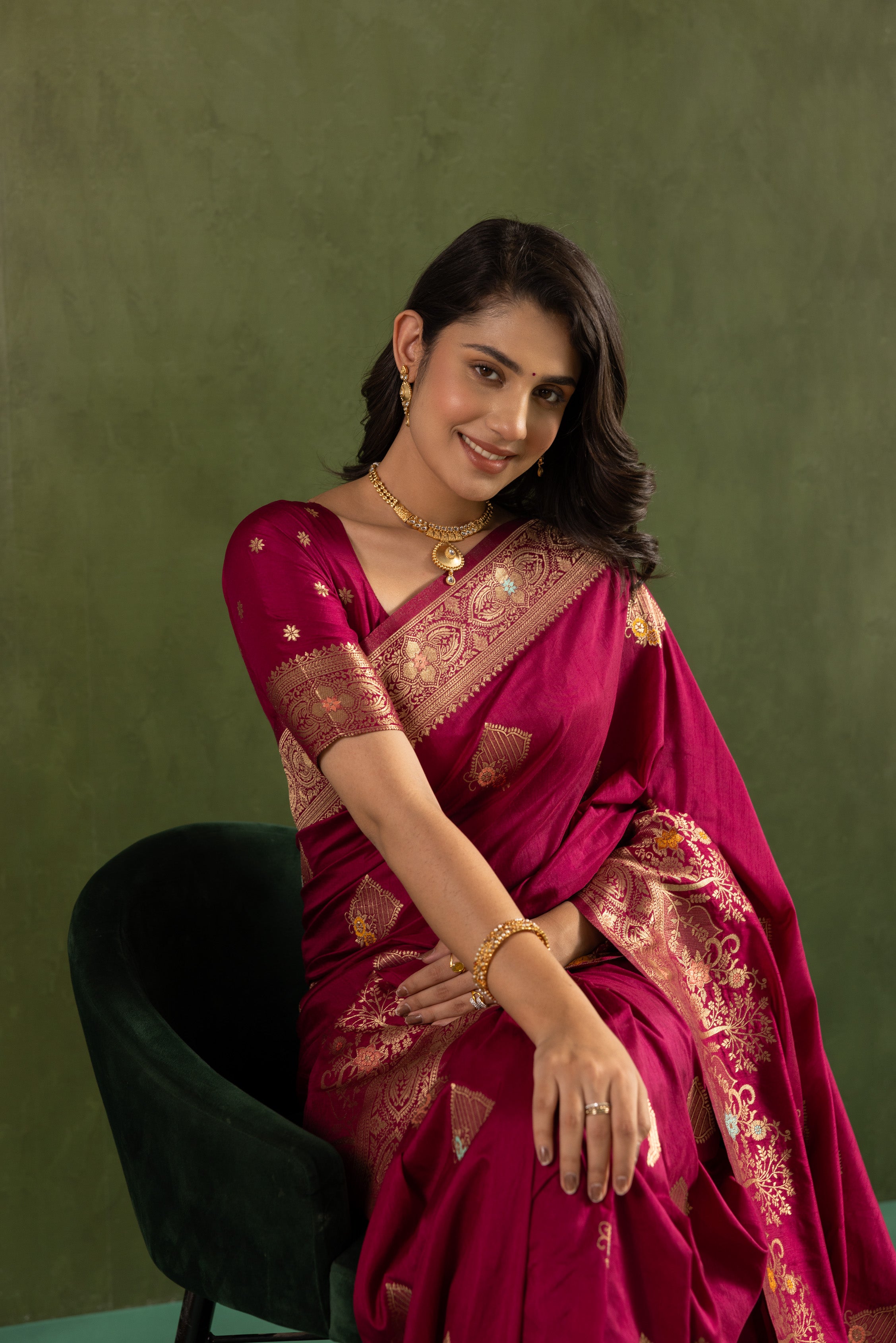 Dolla Silk Woven Jari Designer Ethnic Wine Sophisticated Partywear Saree
