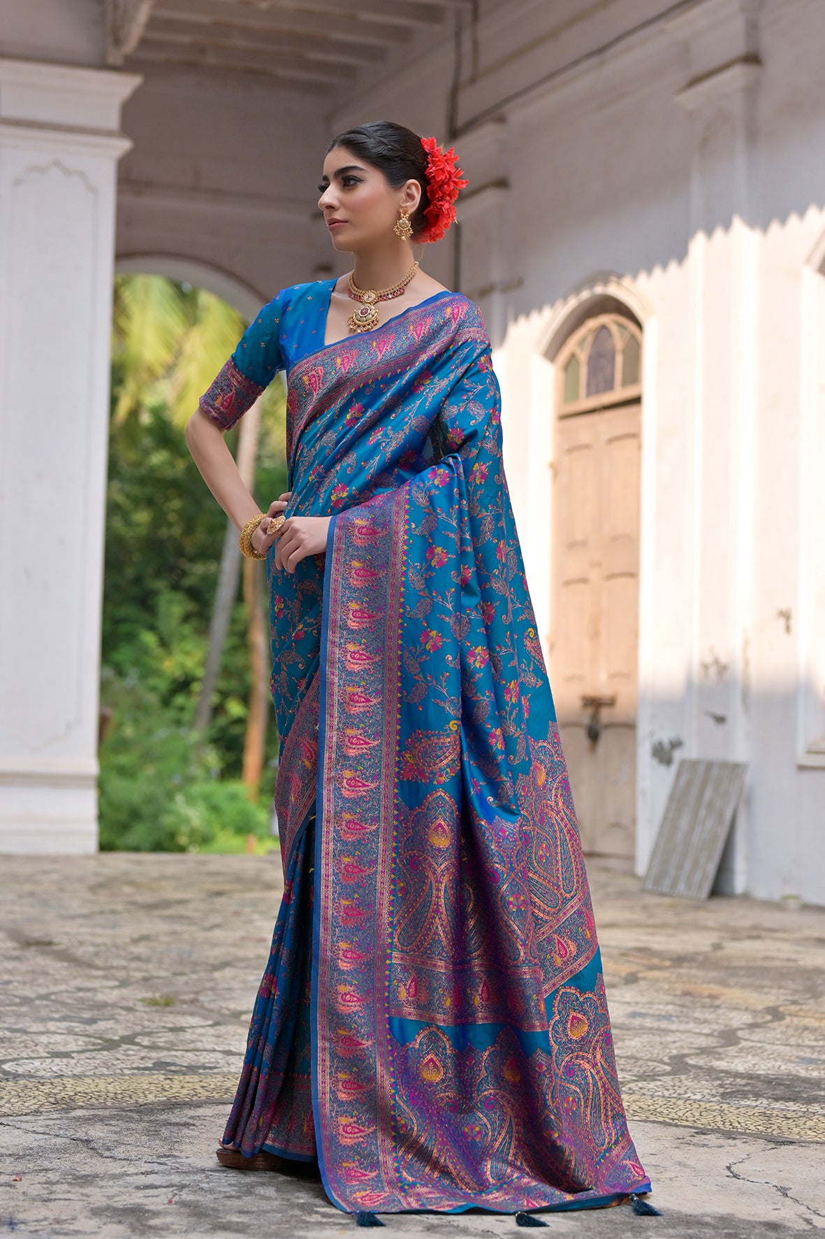 Firozi Silk Saree with Thread Jal and Floral Weaves