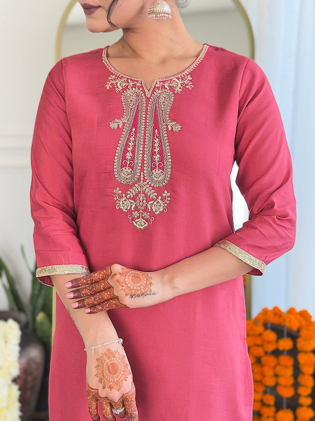 Gajri Chanderi Elegant Kurta Pant Set With Embroidery Work