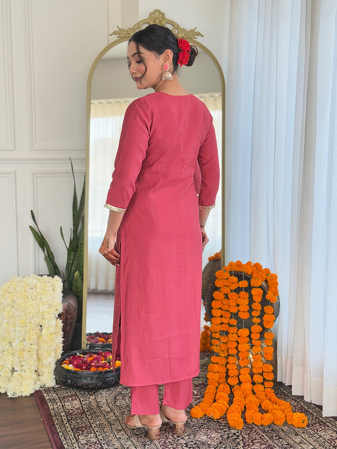 Gajri Chanderi Elegant Kurta Pant Set With Embroidery Work