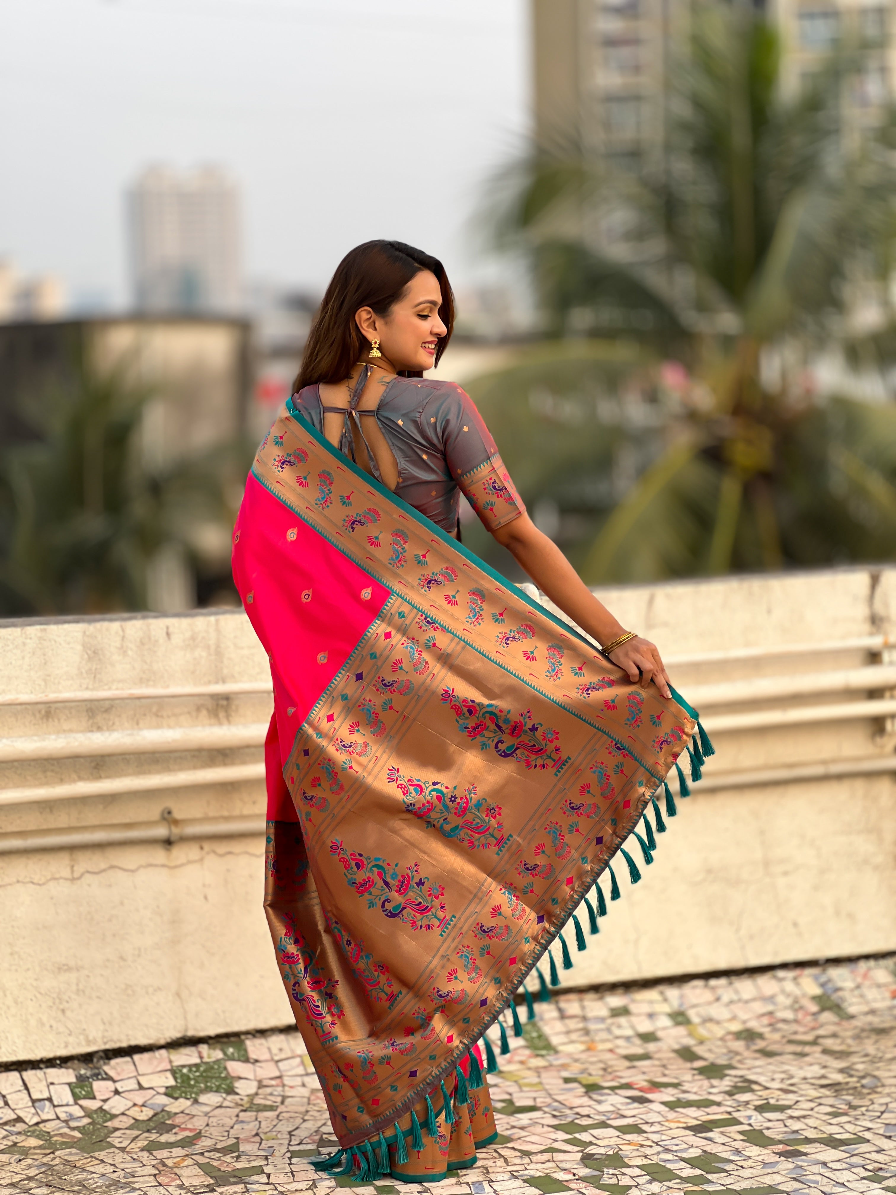 Glamorous Weaving Meenakari Designer Soft Silk Ethnic Partywear Red Saree