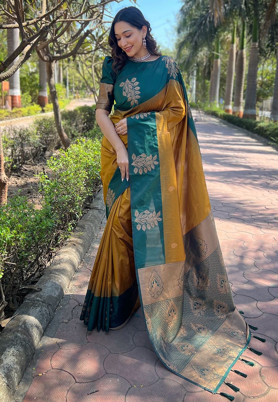 Gold Silk Blend Saree With Floral Border Zari Woven Work