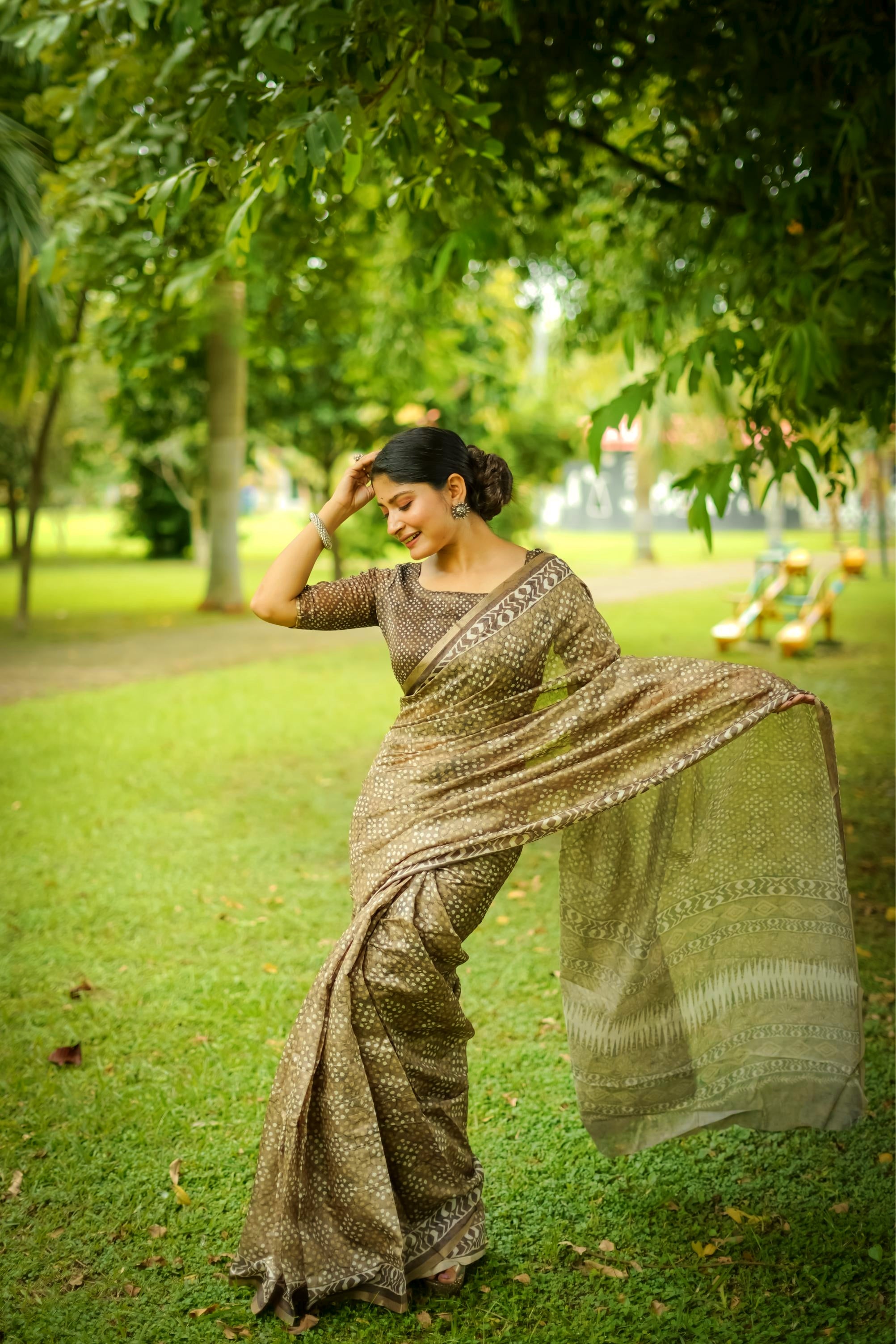 Green Beautiful Cotton Fabric Saree With Designer Digital Printed